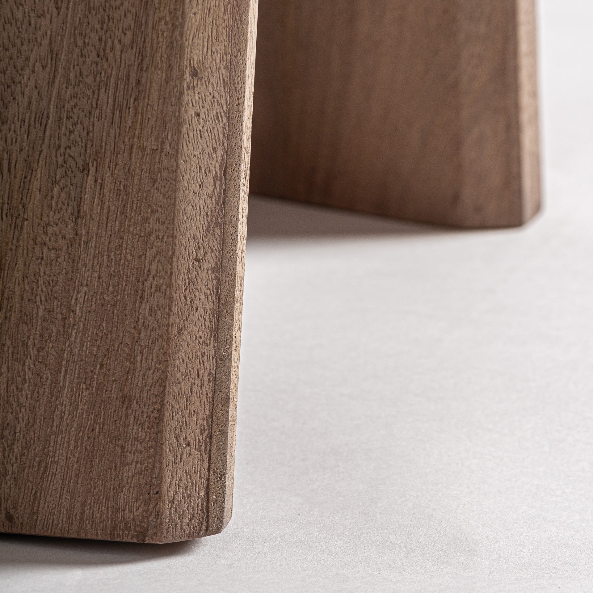 Runder Tisch ARDOIX aus Mangoholz