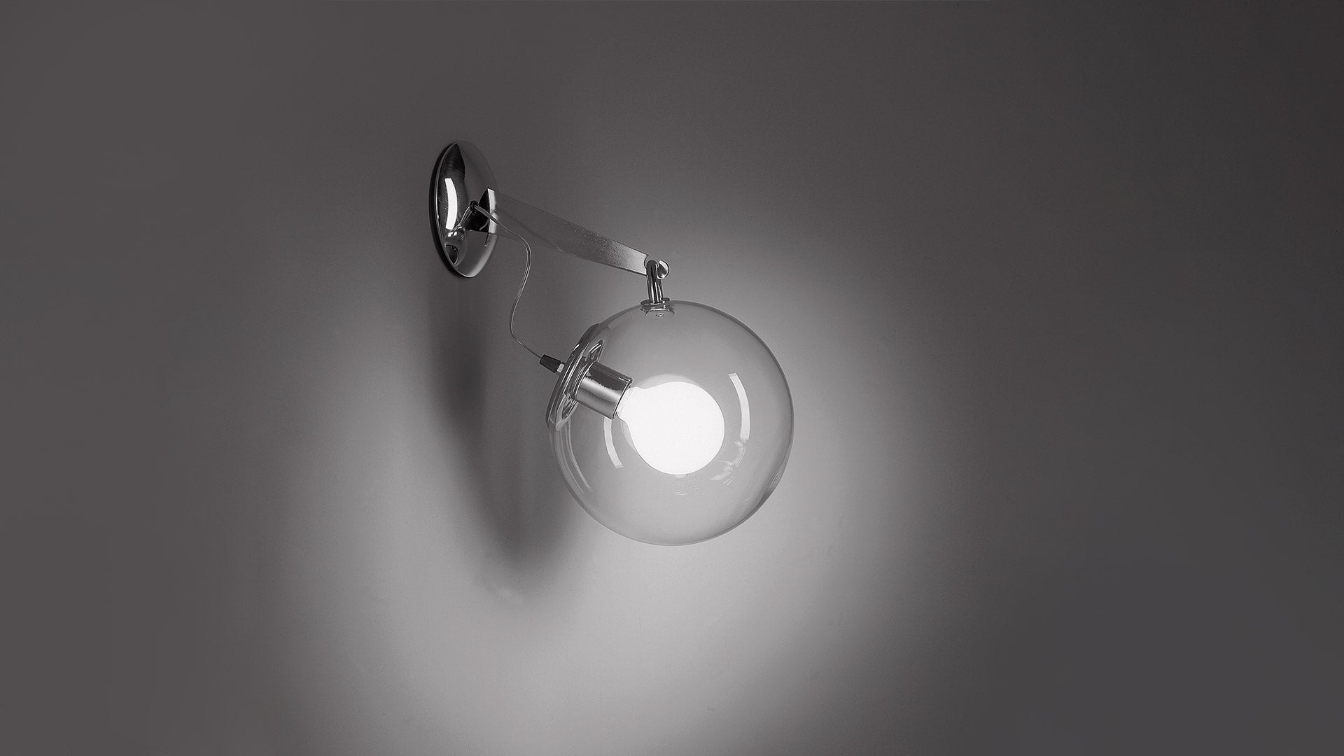 MICONOS chrome wall lamp