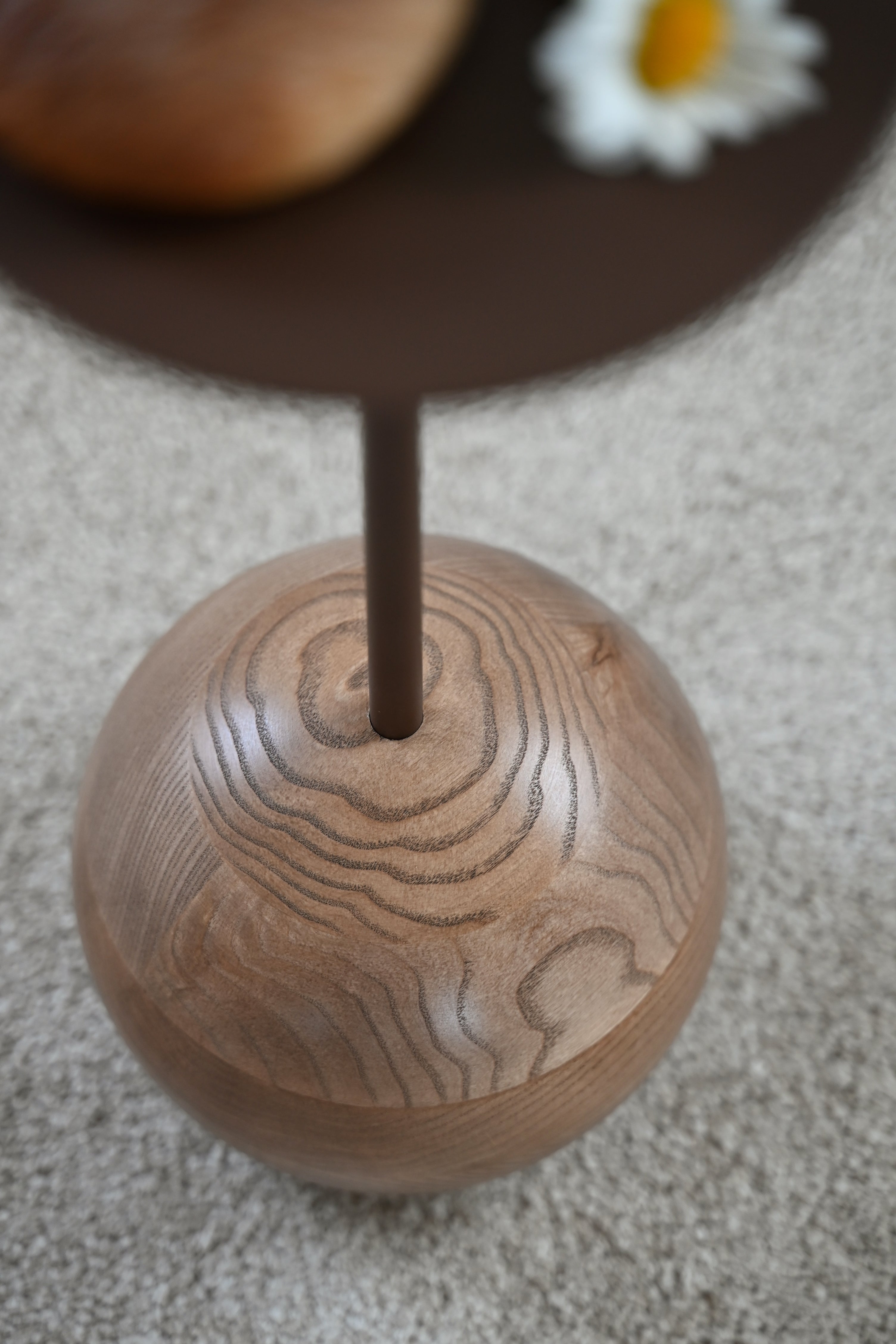 Kaffeetisch MINI SU aus Holz und Stahl