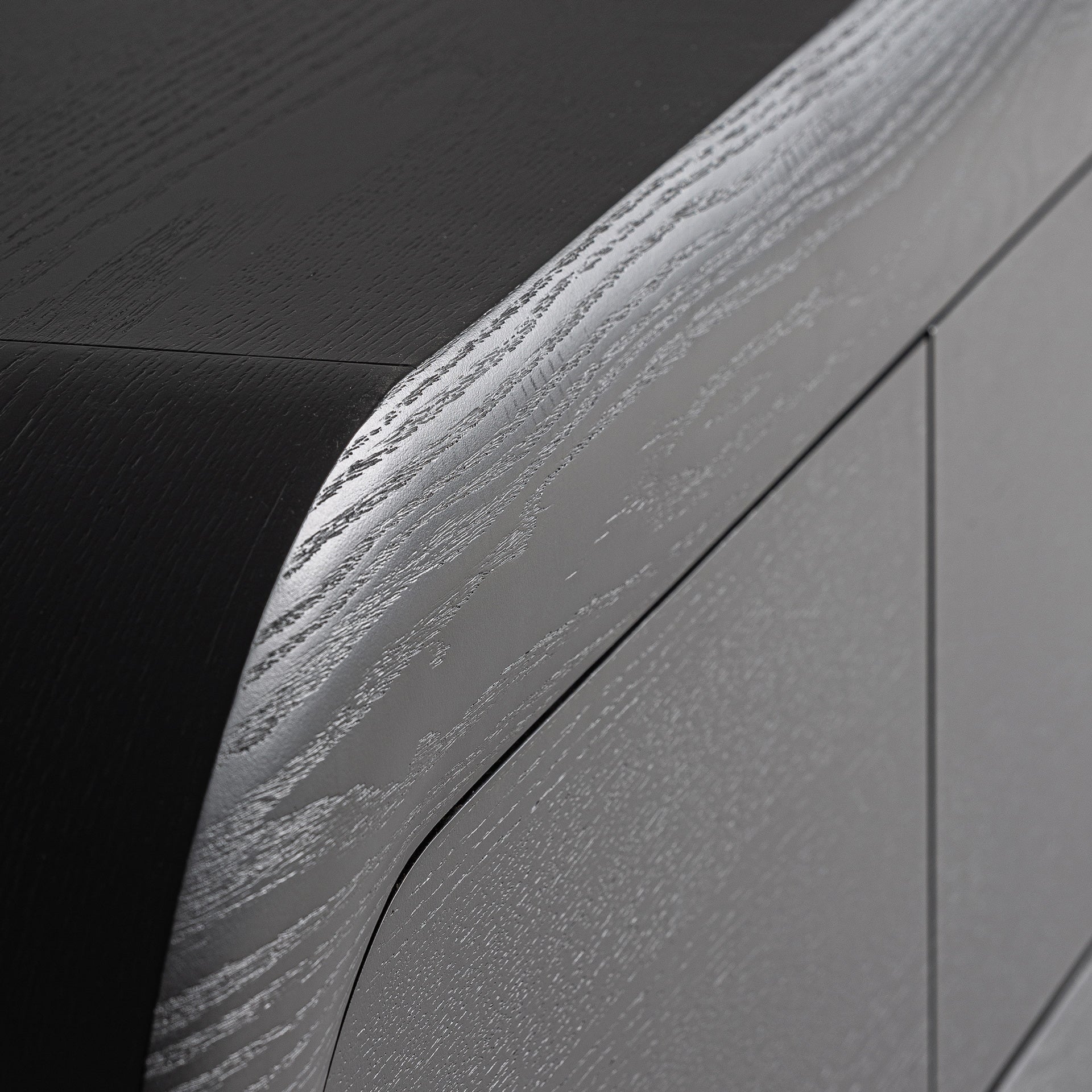 RTV-Sideboard CHAMONIX schwarzes Eichenholz [Amelia]