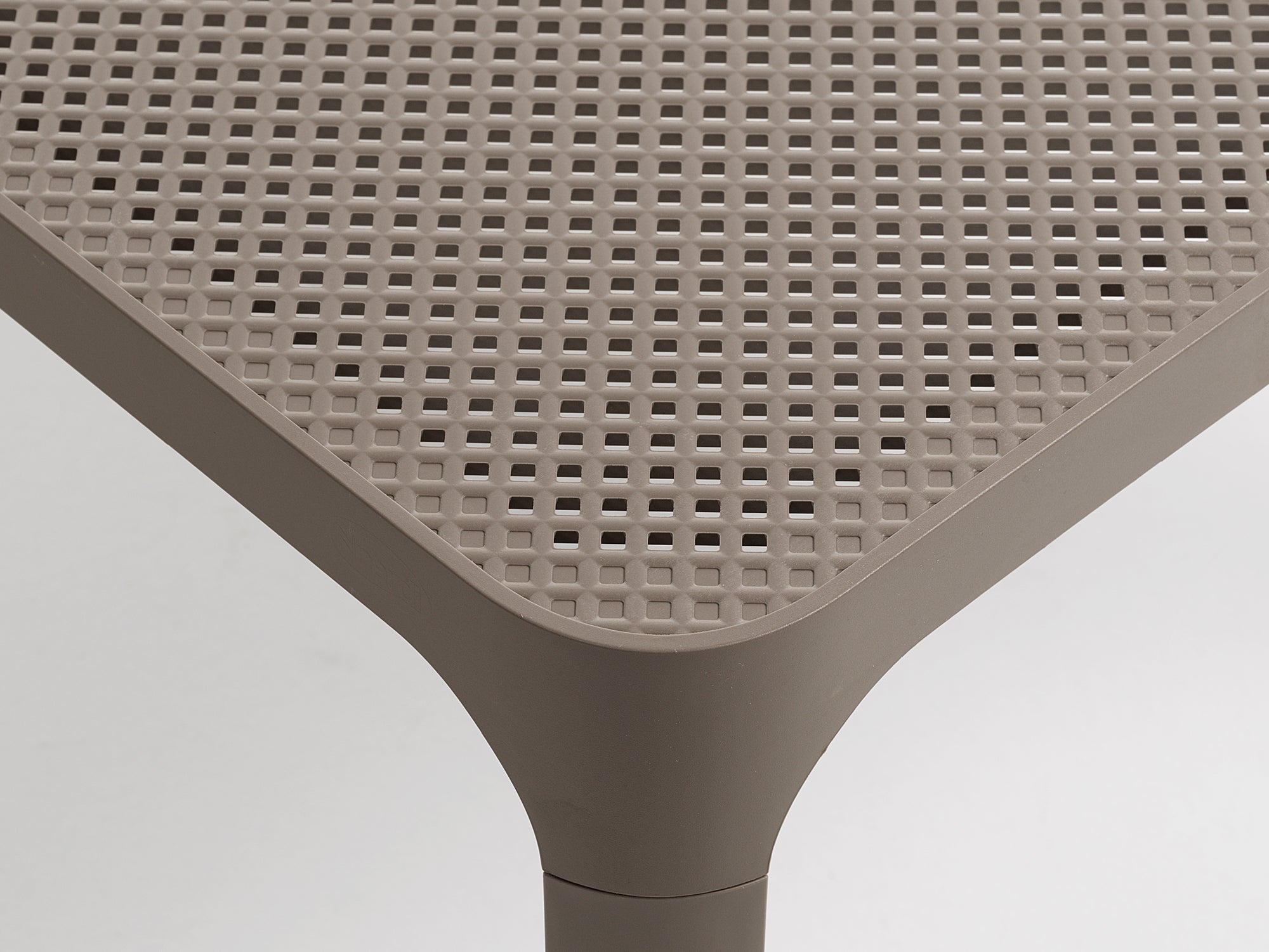 Coral NET Outdoor Coffee Table