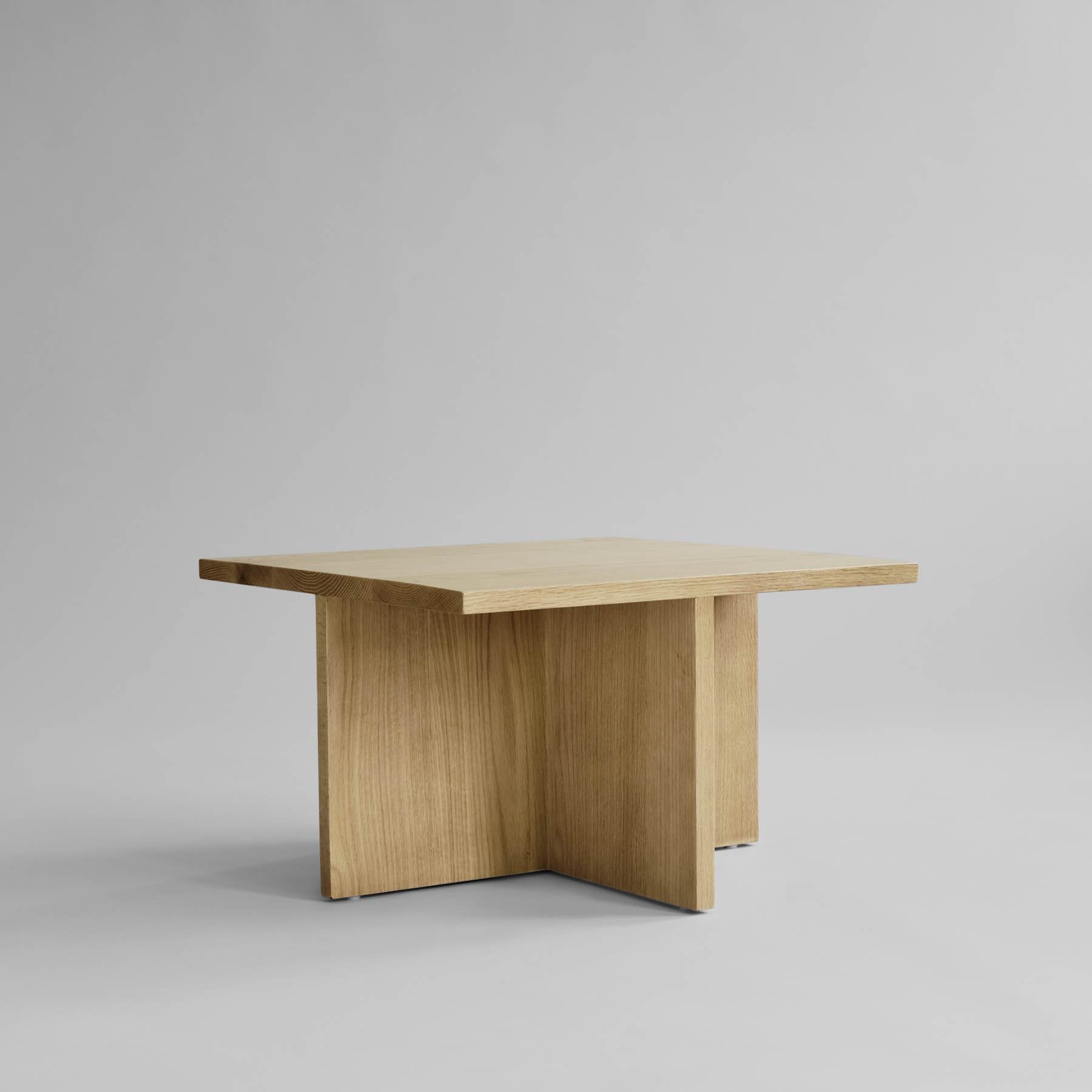 BRUTUS oak coffee table