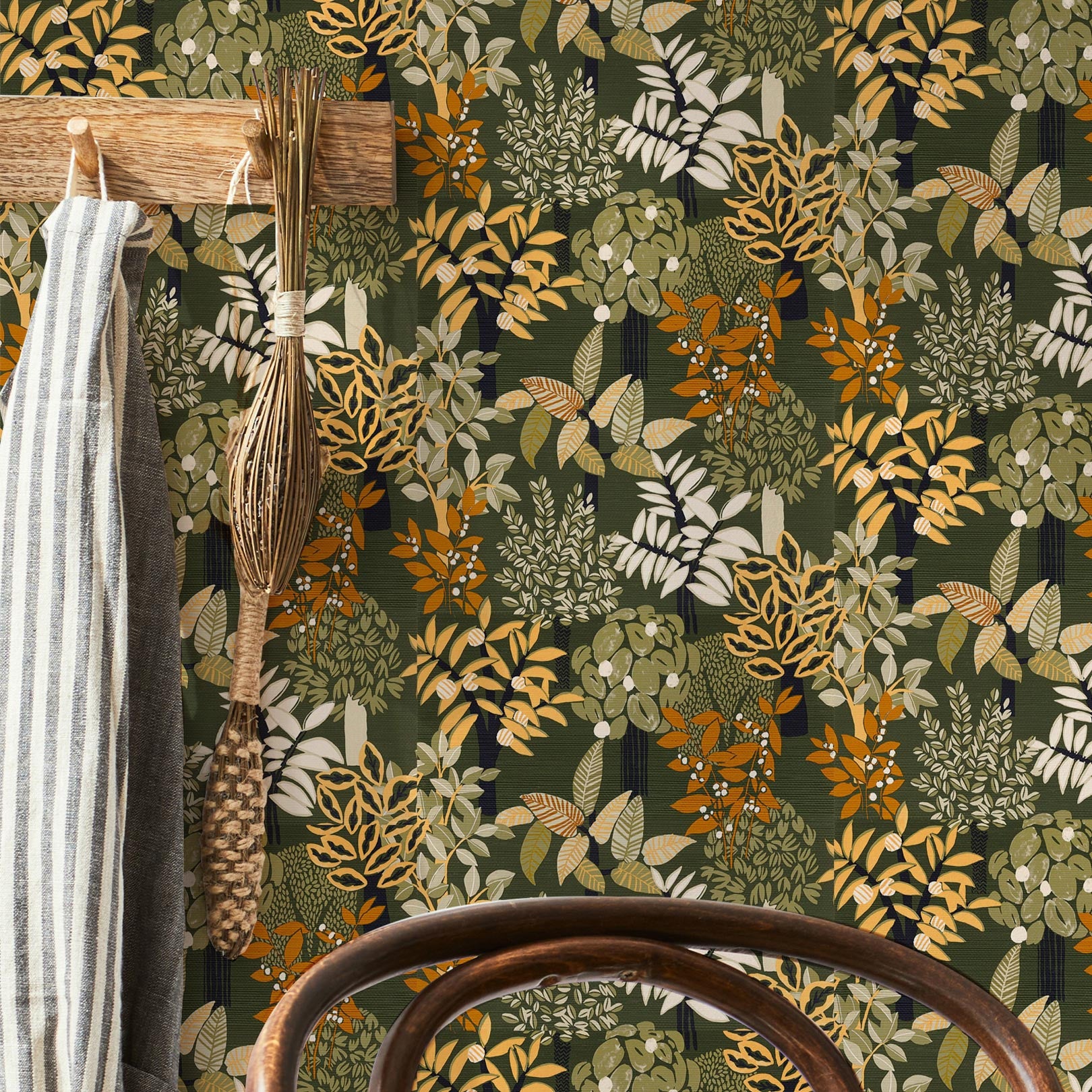 Strukturtapete mit Pflanzenmotiv PERADENIYA - KAKI/PAILLE khaki mit Stroh