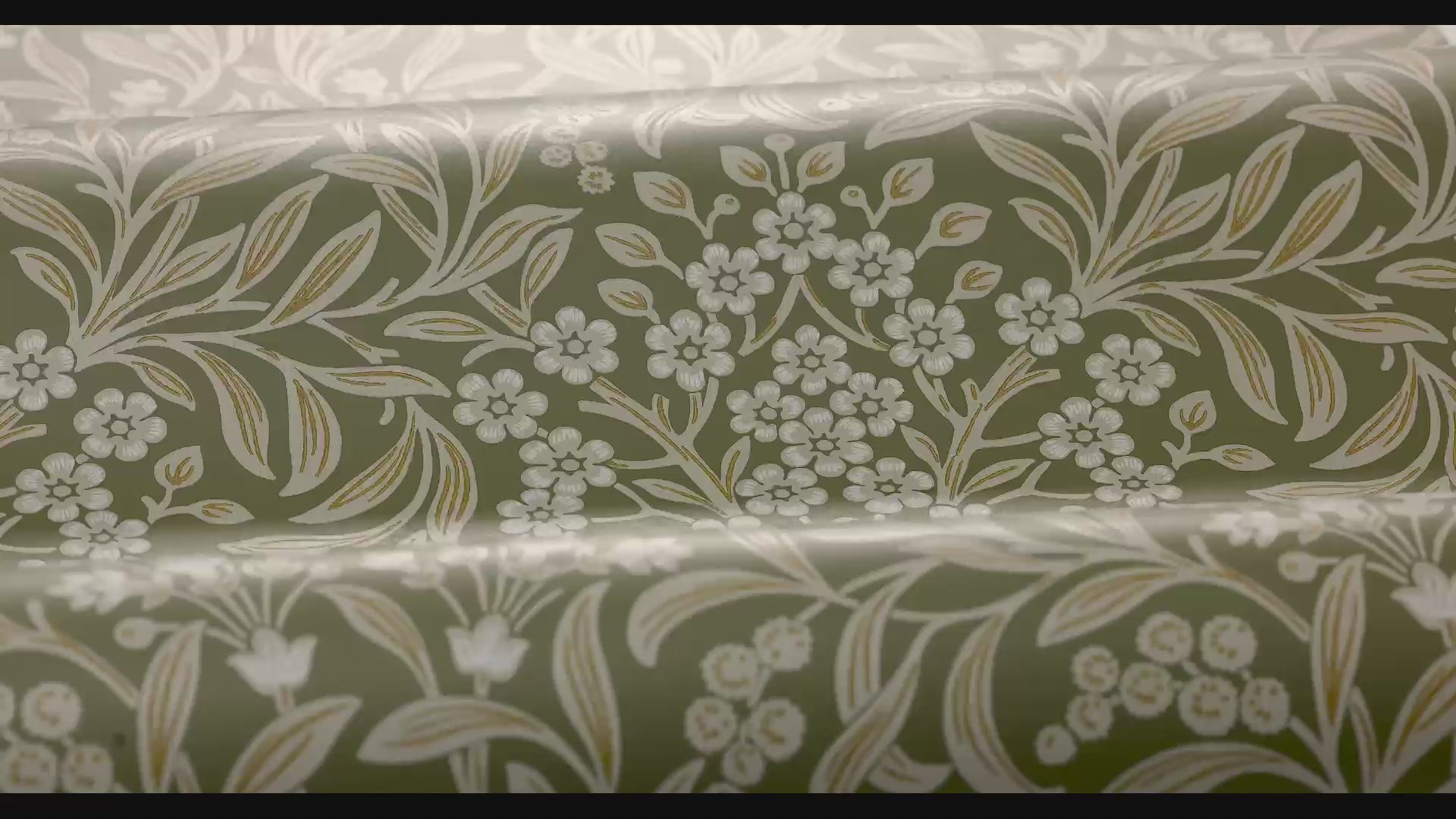 Vlies-Tapete mit pflanzlichem Muster KRYDDHYLLAN grün mit beige