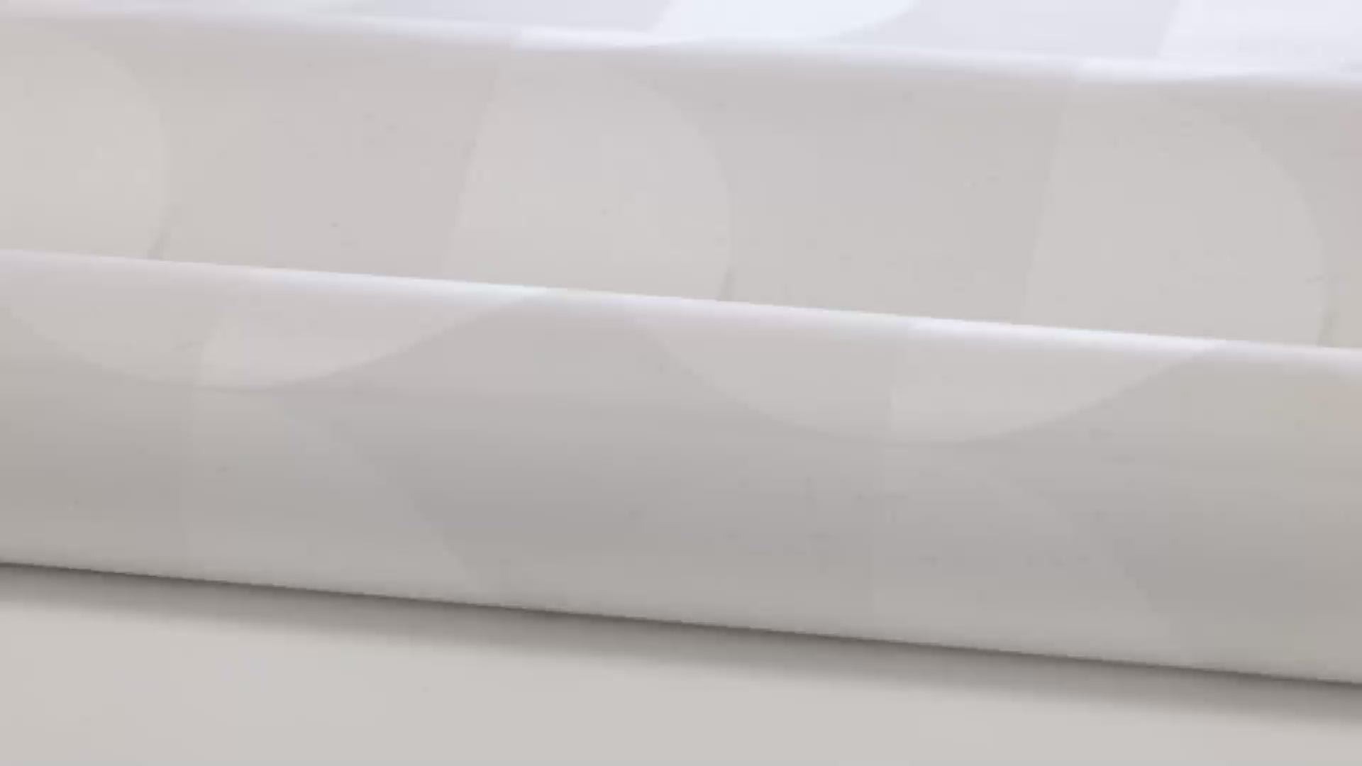 Vlies-Tapete mit geometrischem Muster SAHARA MOON in gebrochenem Weiß