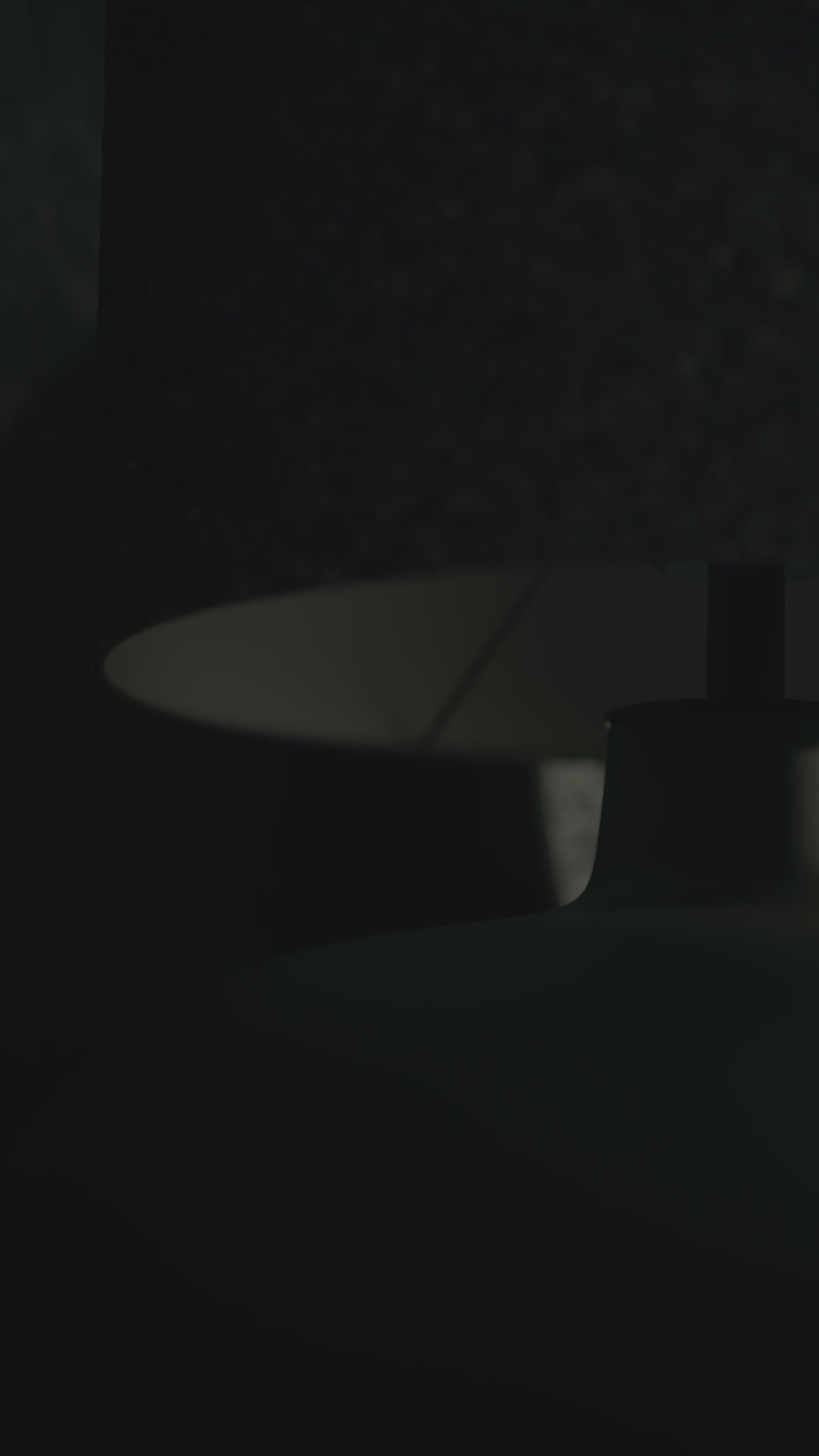 Tischlampe SAWA STONE matt schwarzes Glas