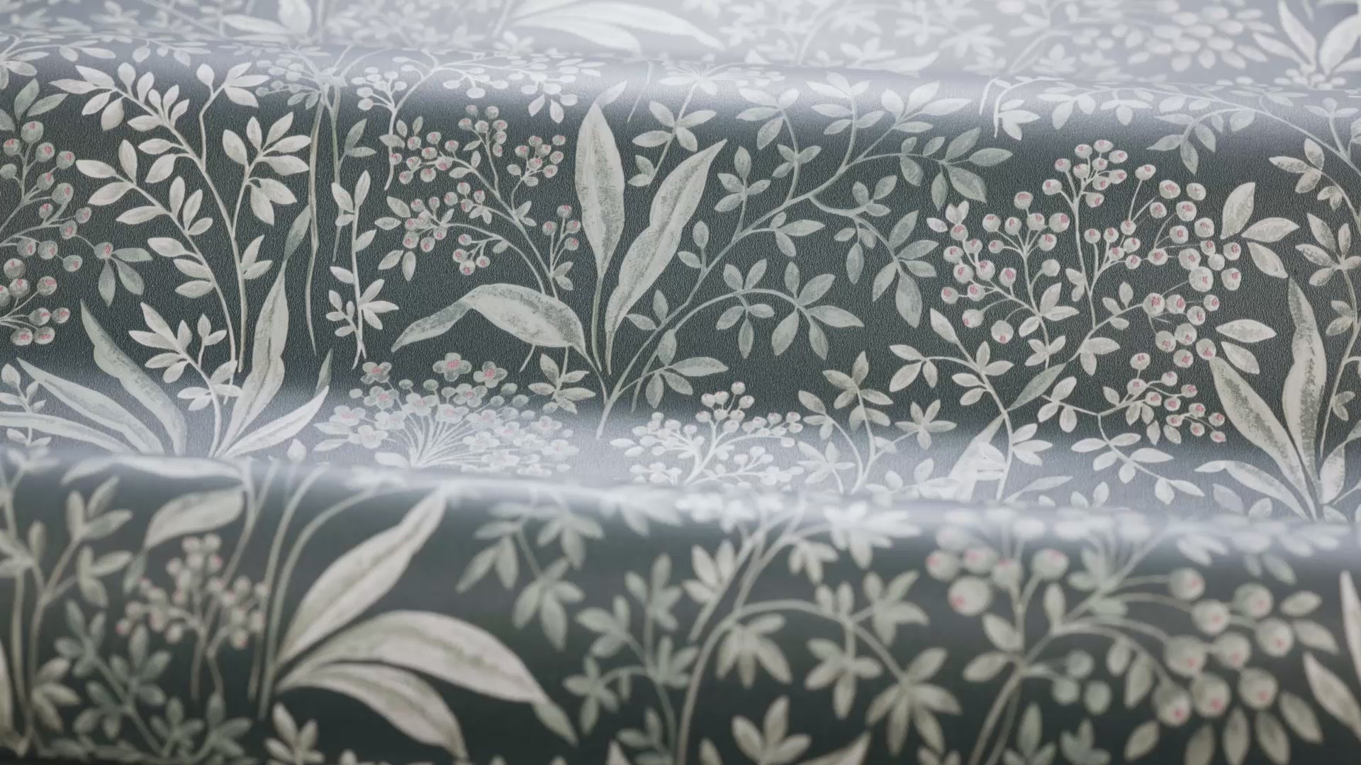 Vlies-Tapete mit pflanzlichem Muster NOCTURNE in gedämpftem Grün