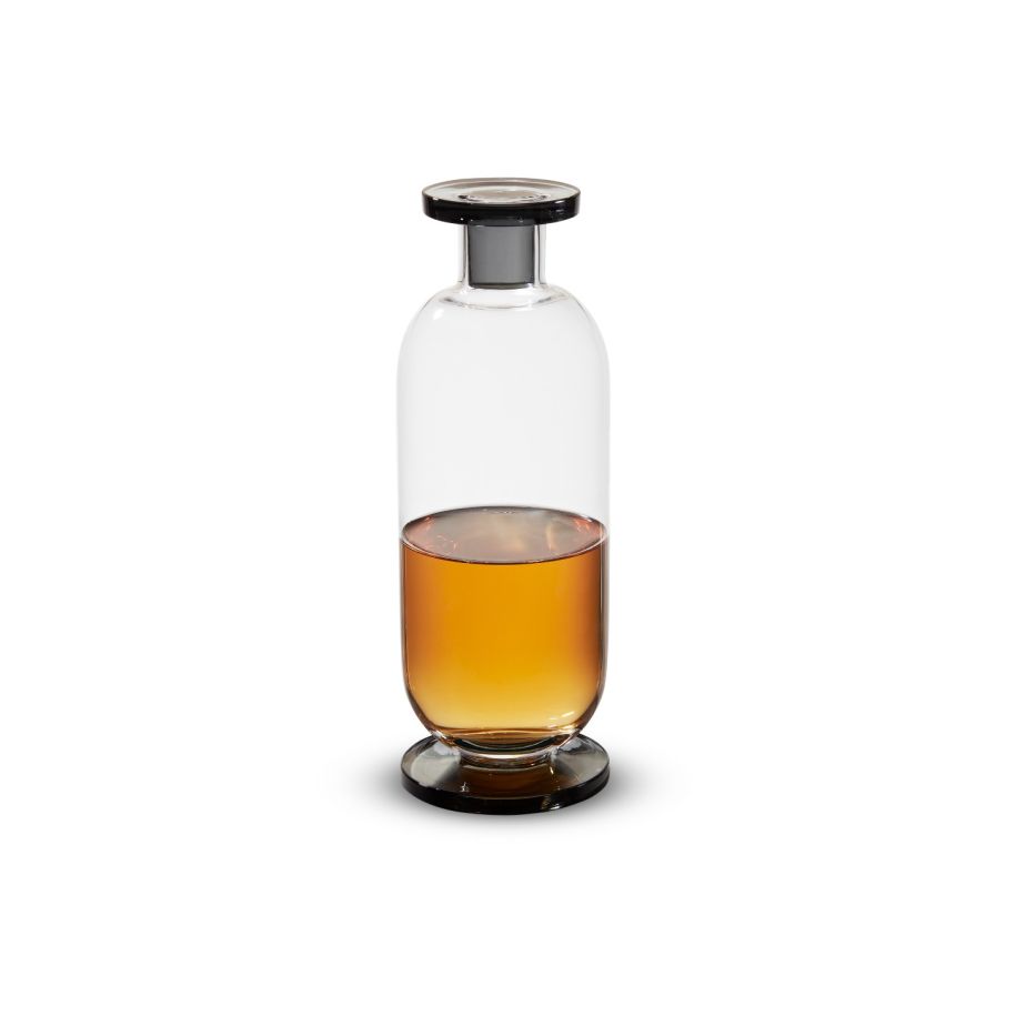 Puck glass carafe