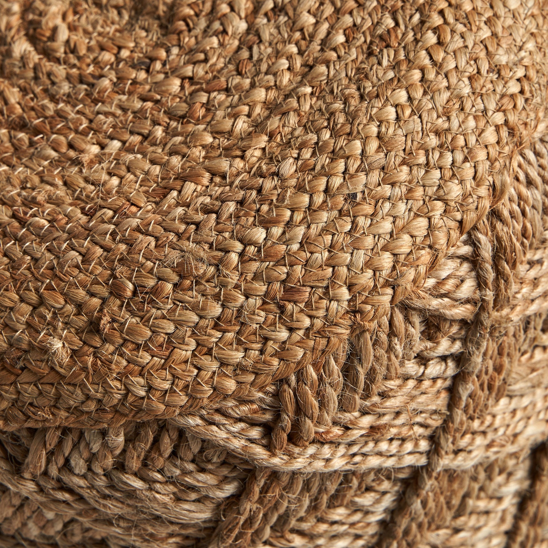ELGIN Jute Pouf