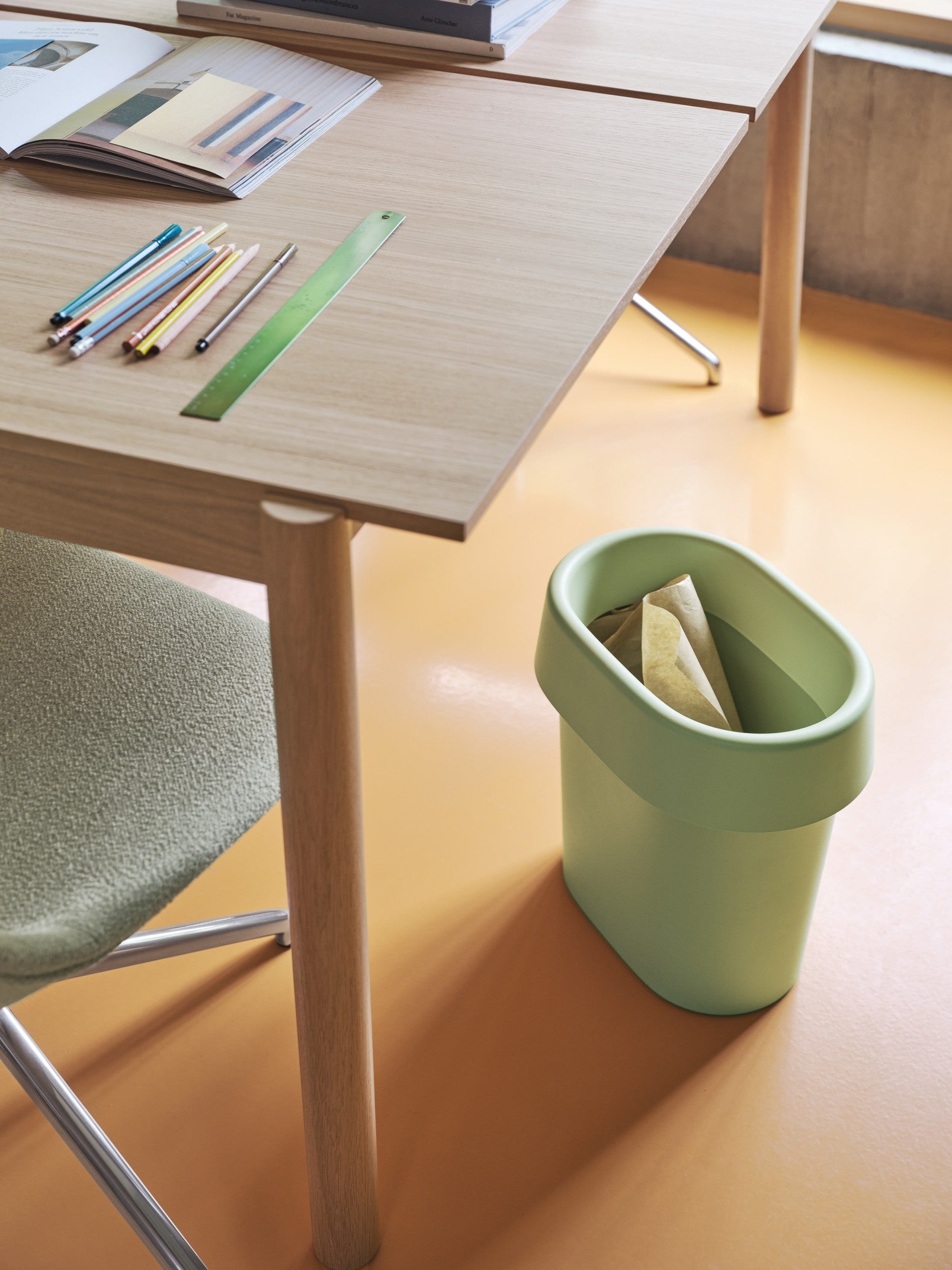 Bürotisch LINEAR SYSTEM Eichenfurnier