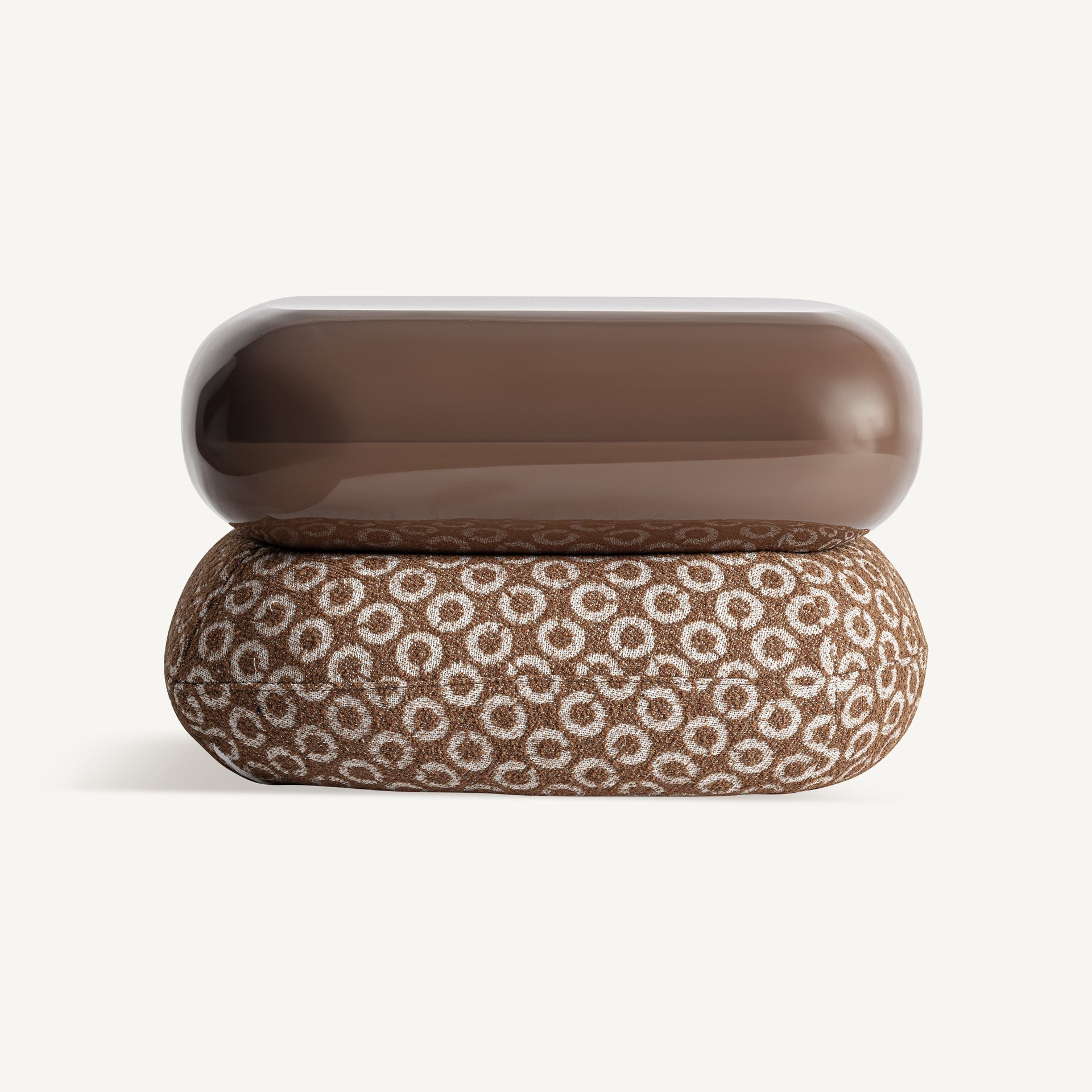 WALLAU Brown Pouf