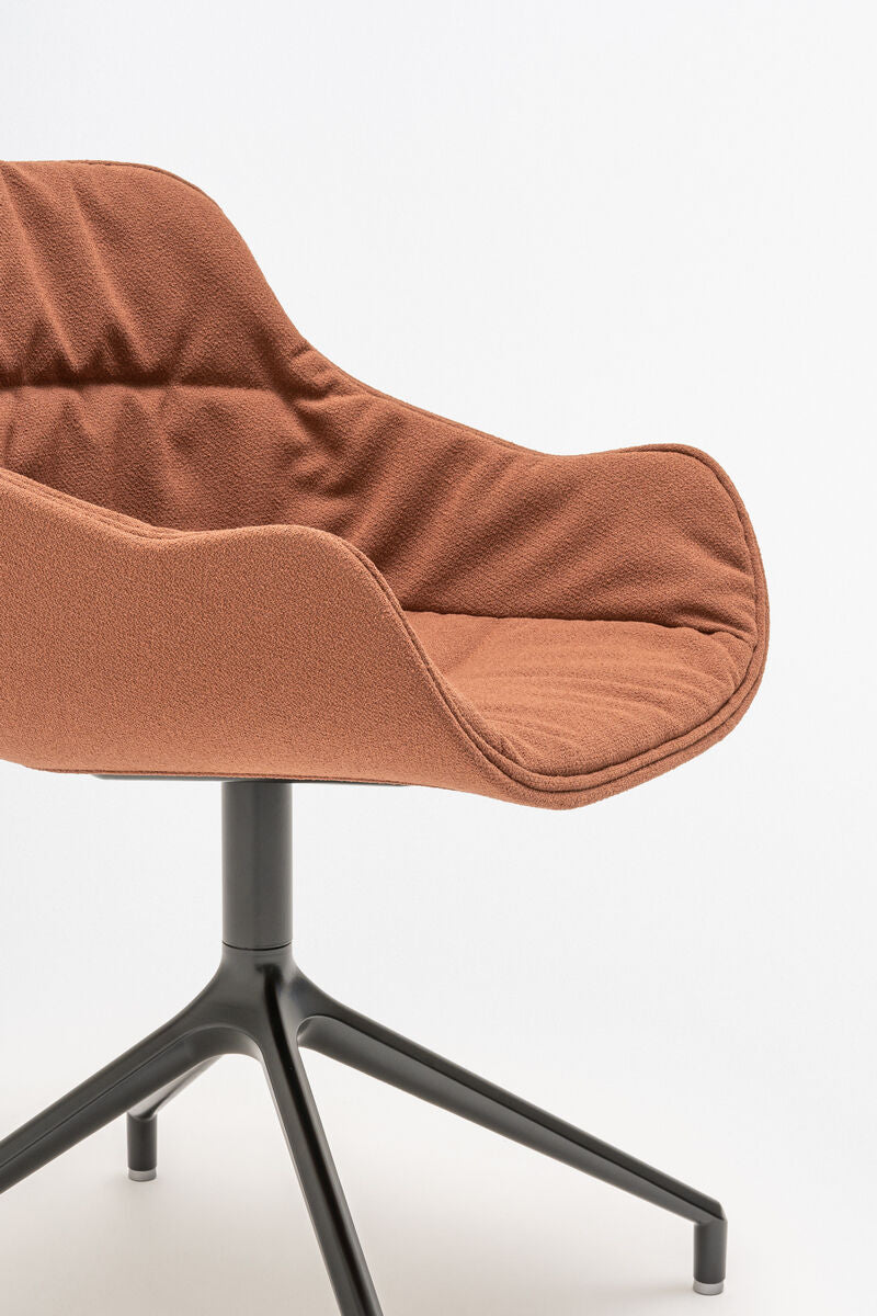 Krzesło obrotowe BALTIC SOFT DUO z aluminiową podstawą z kółkami do miękkiej powierzchni- kolor do wyboru [Milena] MDD    Eye on Design