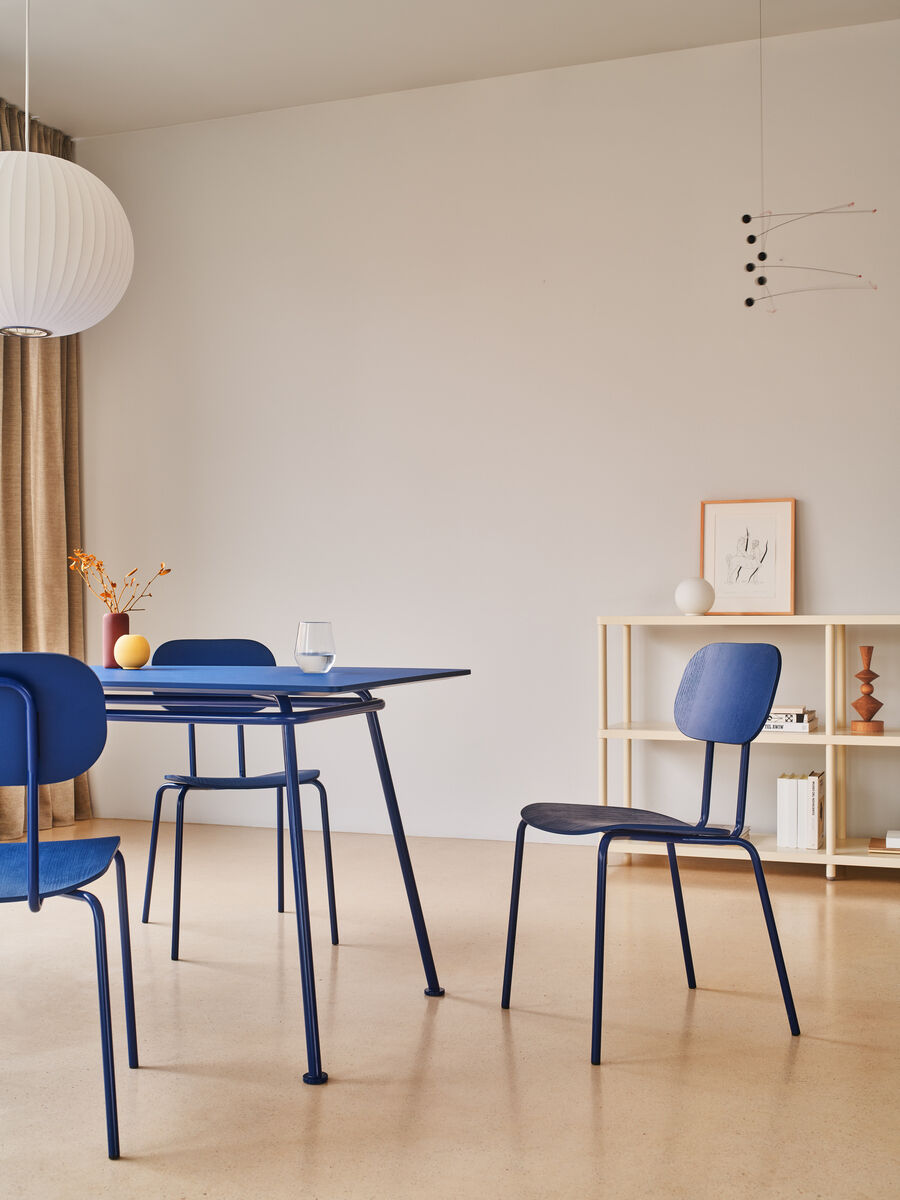 Stół kwadratowy NEW SCHOOL - kolor do wyboru [Milena] MDD    Eye on Design