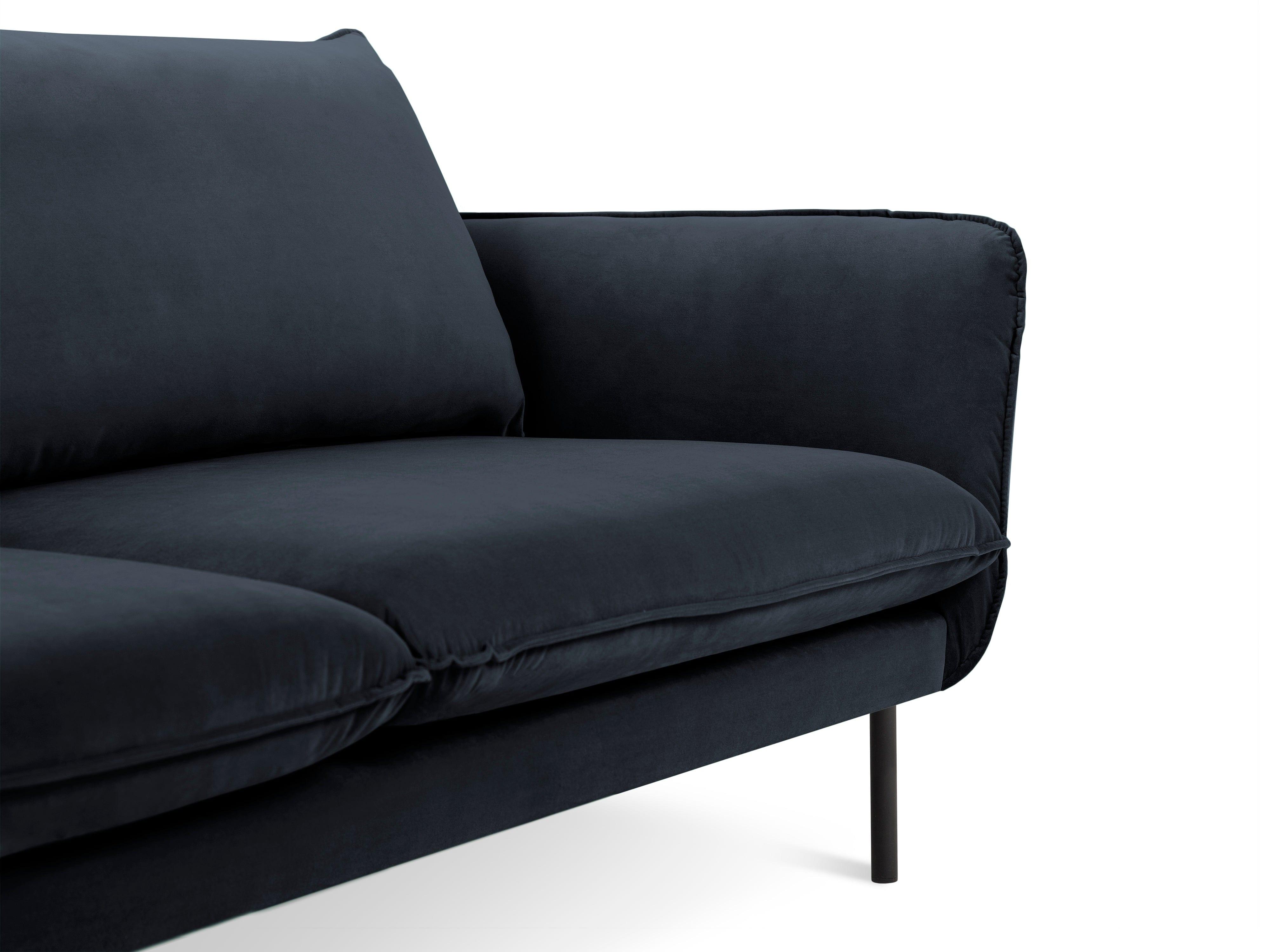 Sofa aksamitna 3-osobowa VIENNA granatowy z czarną podstawą Cosmopolitan Design    Eye on Design