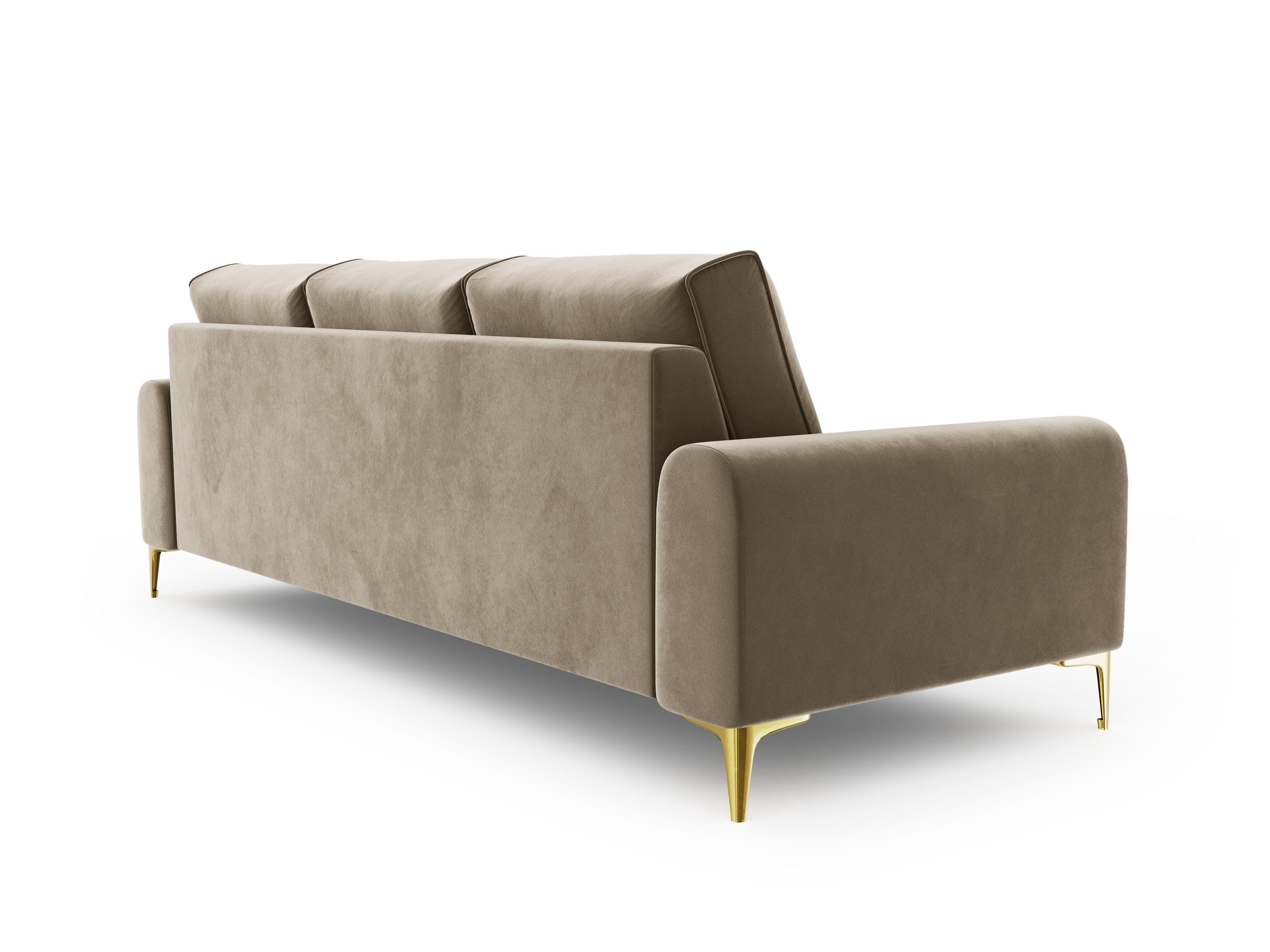 Sofa aksamitna 4-osobowa MADARA cappuccino ze złotą podstawą Mazzini Sofas    Eye on Design