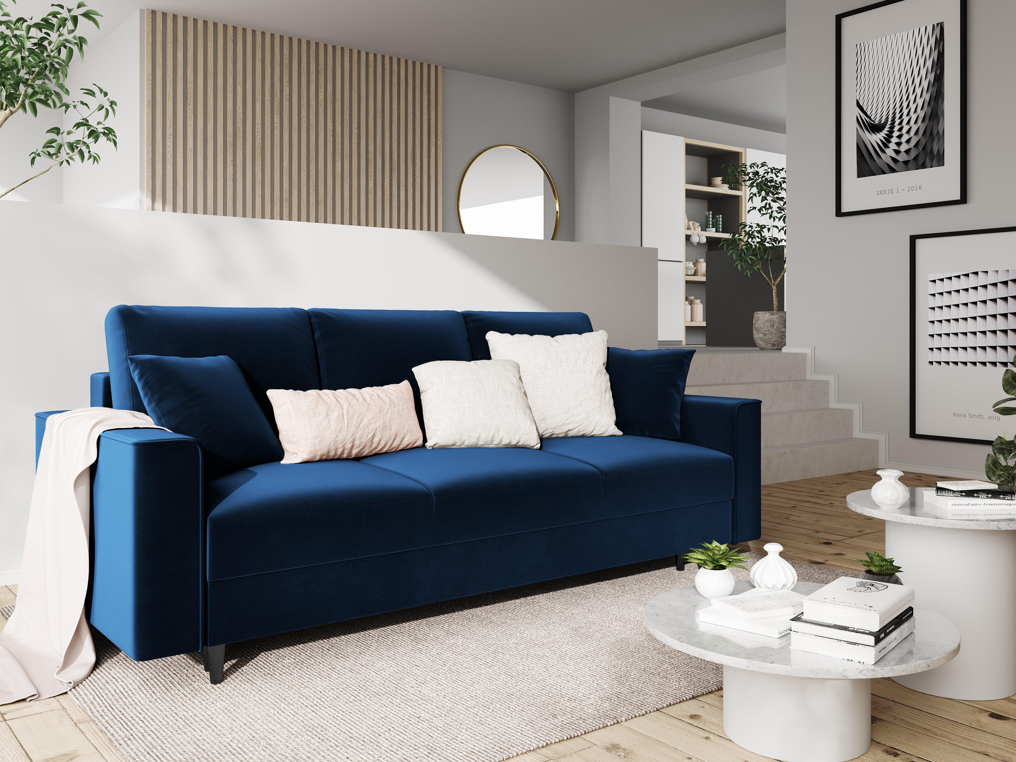 Sofa aksamitna z funkcją spania CARTADERA błękit królewski z czarną podstawą Mazzini Sofas    Eye on Design