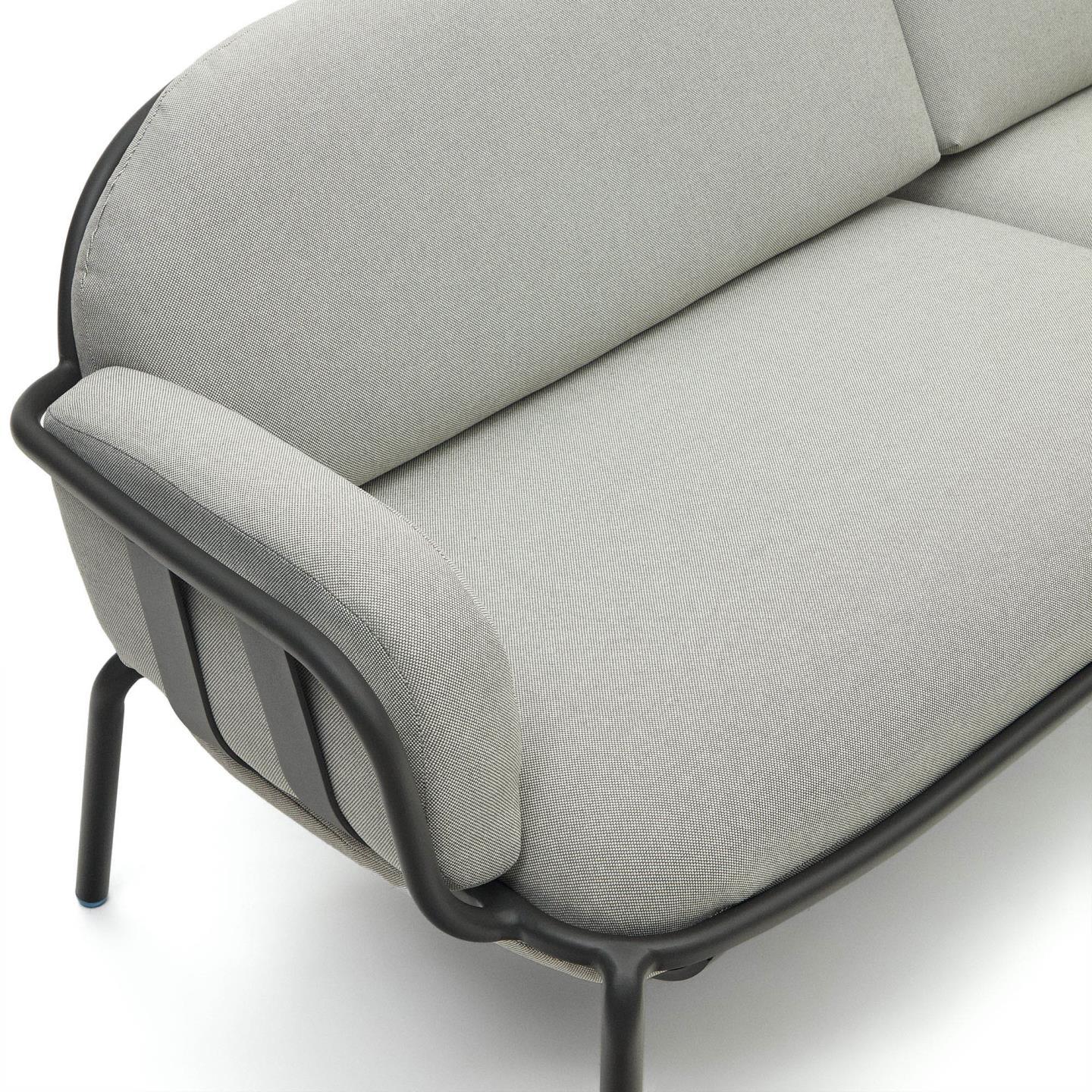 Sofa ogrodowa 3-osobowa JONCOLS szary z czarną podstawą La Forma    Eye on Design