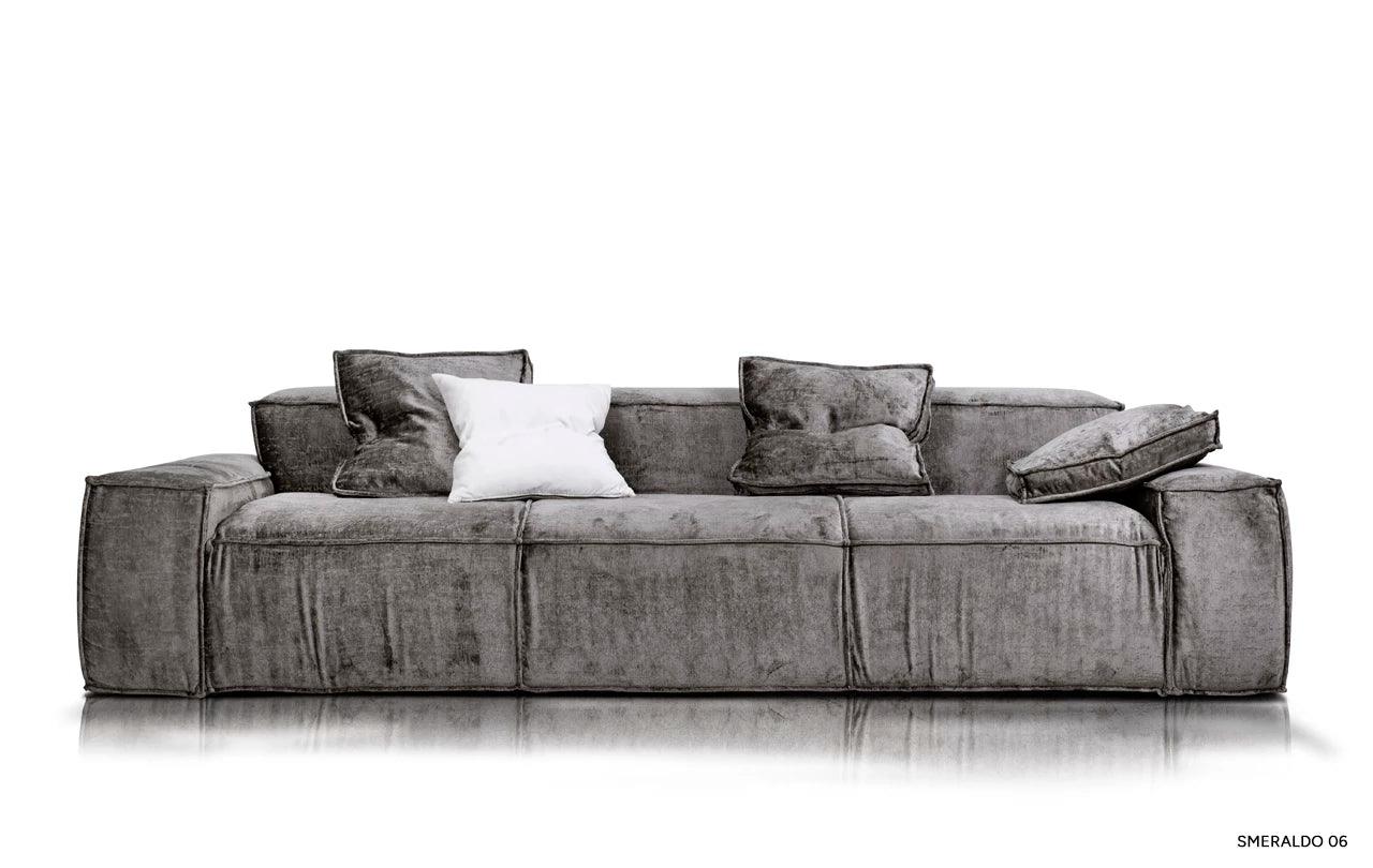 Sofa z funkcją spania CUSHIONS Rosanero    Eye on Design