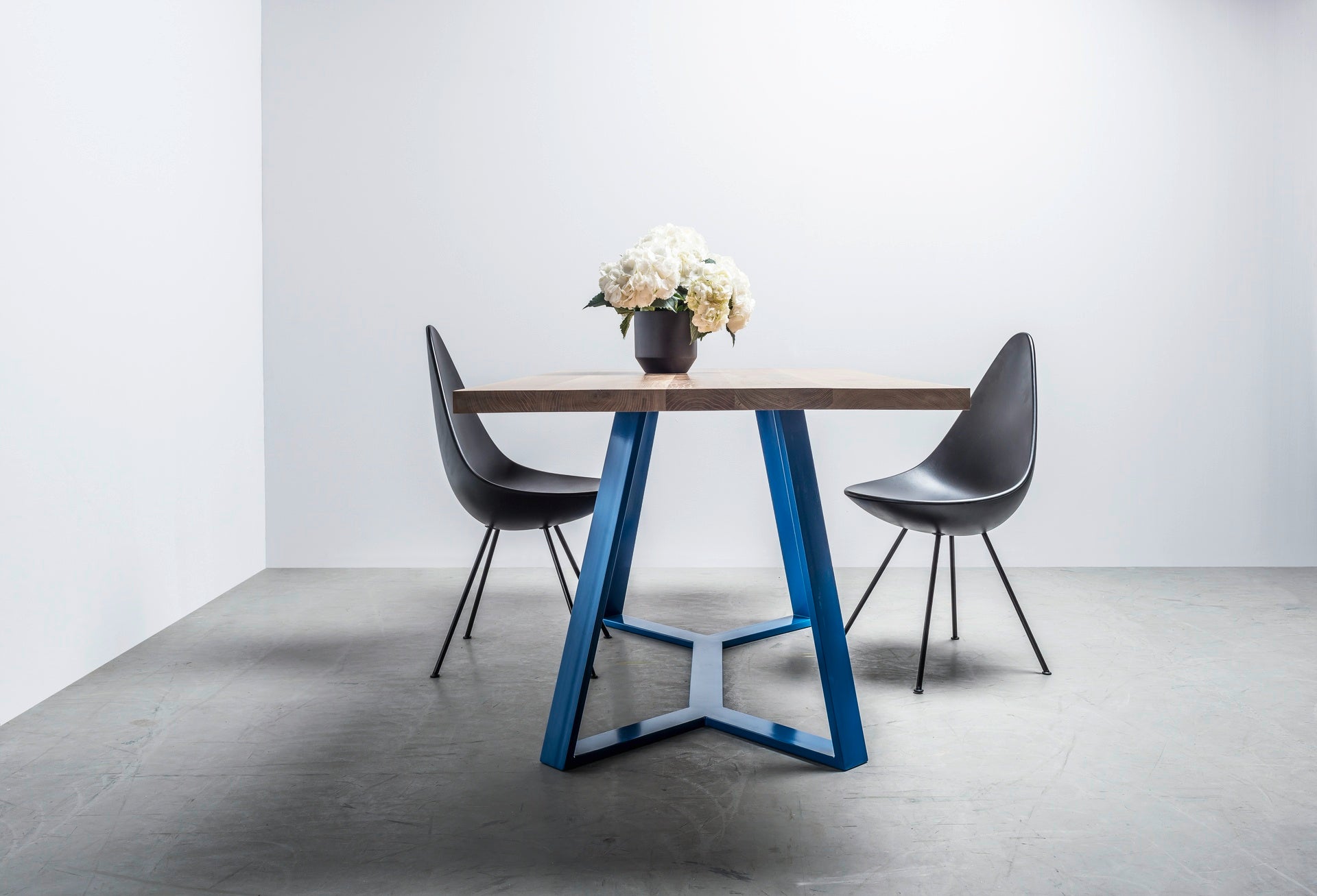 Y oak table top with blue steel base