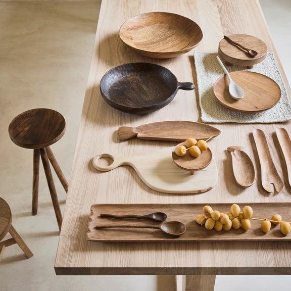 Stolik ENDLESS drewno mango Urban Nature Culture    Eye on Design