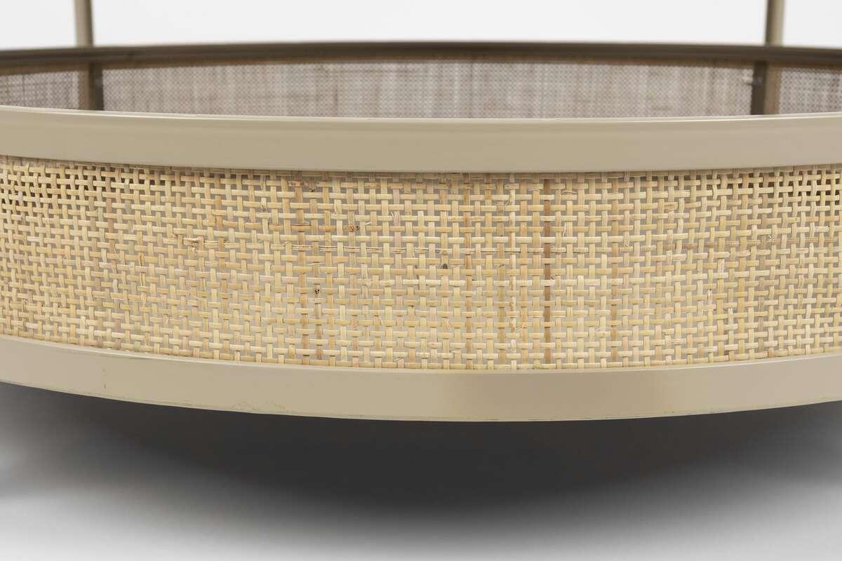 Stolik kawowy okrągły MAKOTO piaskowy z rattanem White Label Living    Eye on Design