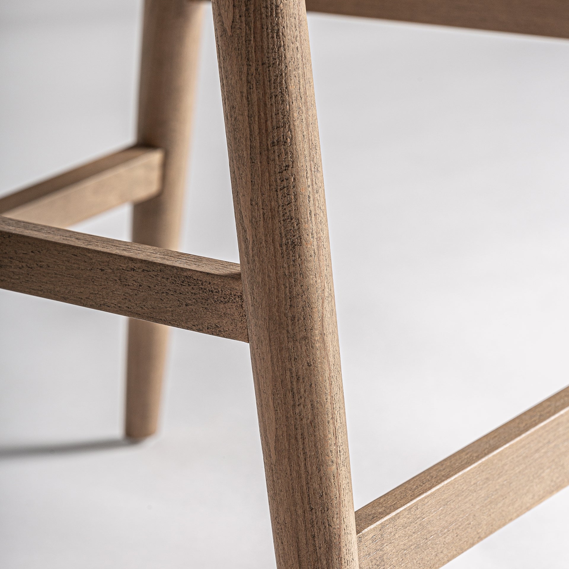 Barhocker DILBEEK beige mit Buchenbasis