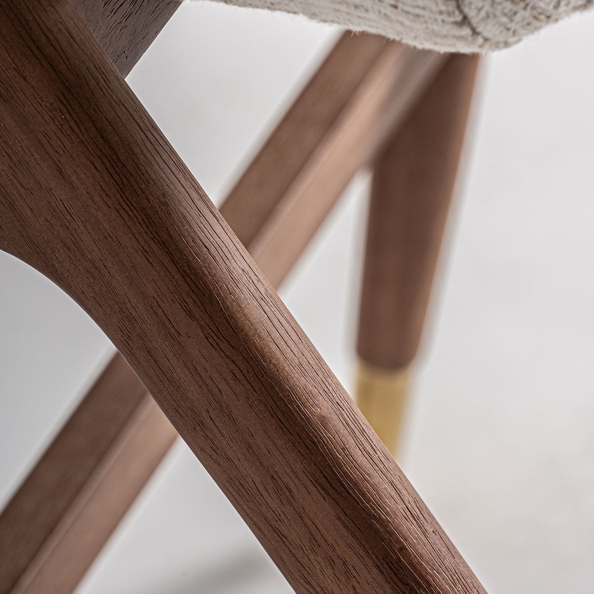 Barhocker DOUZE beige mit Gummibasis