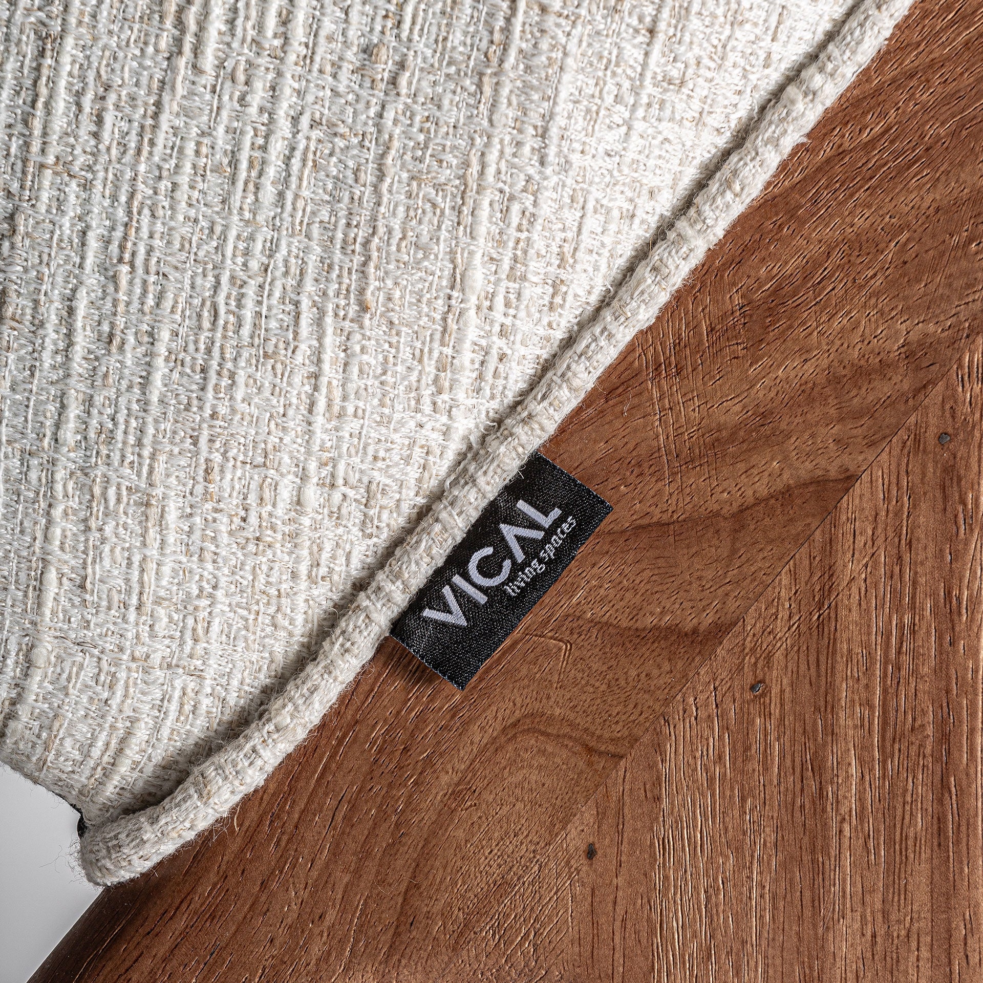 Barhocker DOUZE beige mit Gummibasis