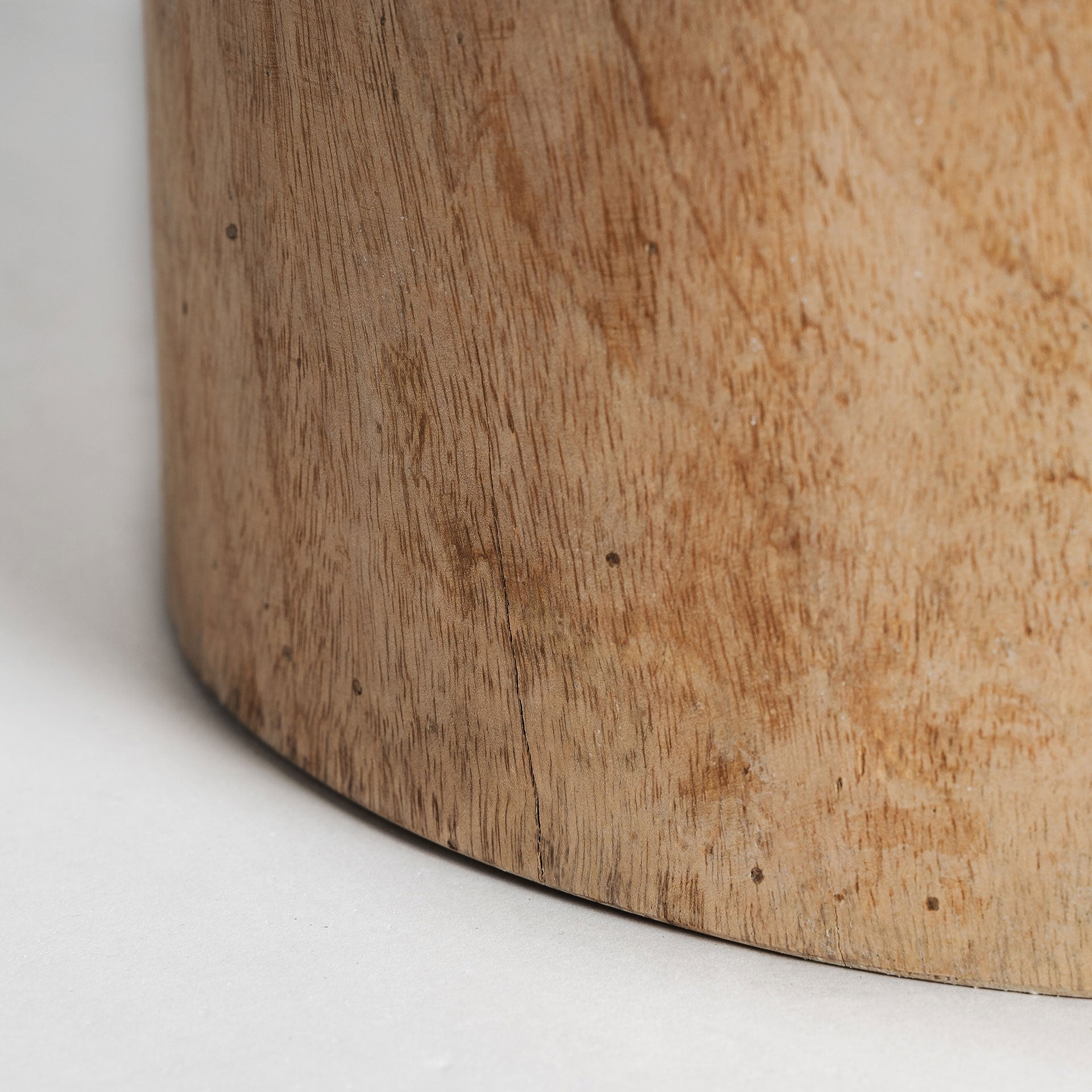 Hocker GUELMA Suarholz