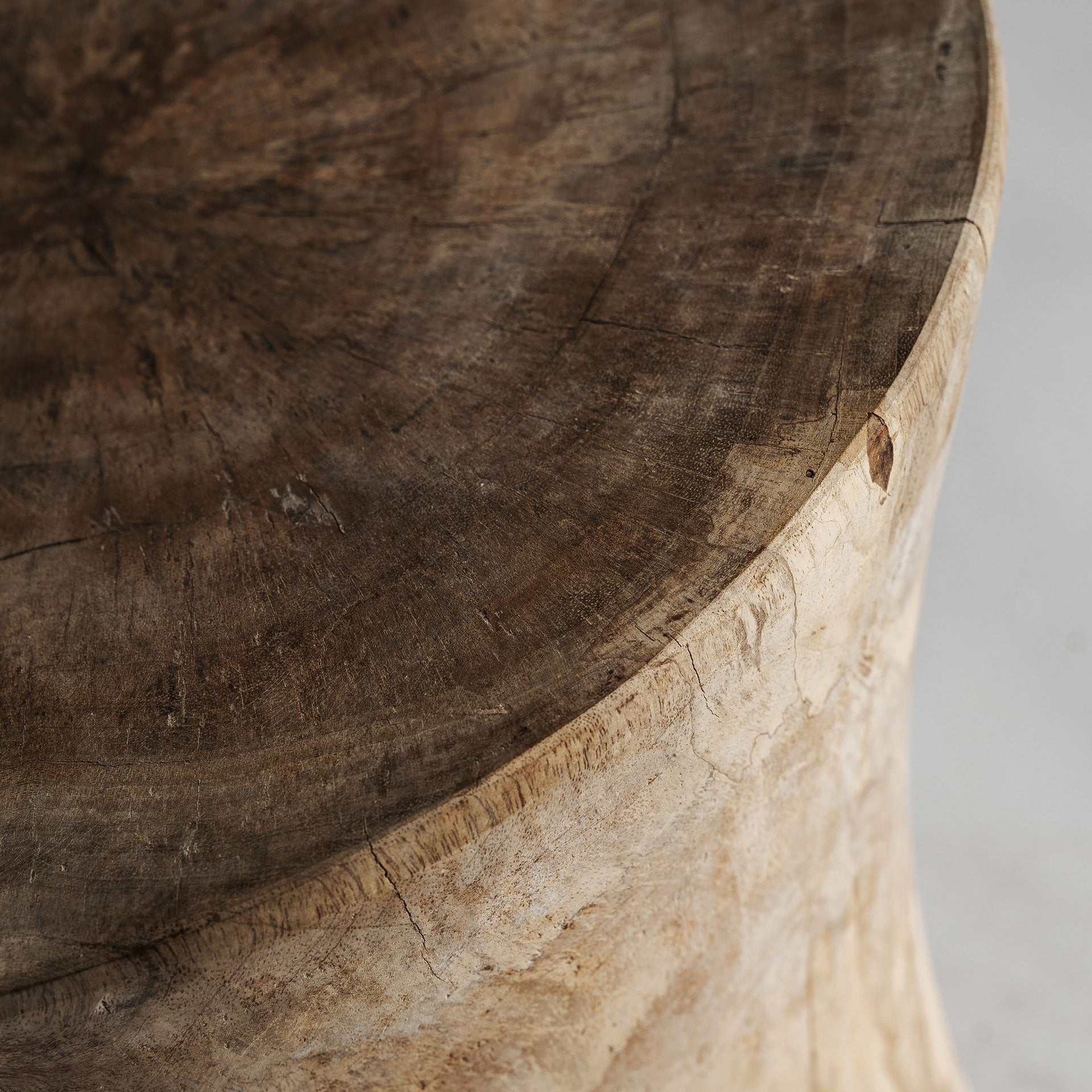 Beistelltisch GUELMA Suarholz