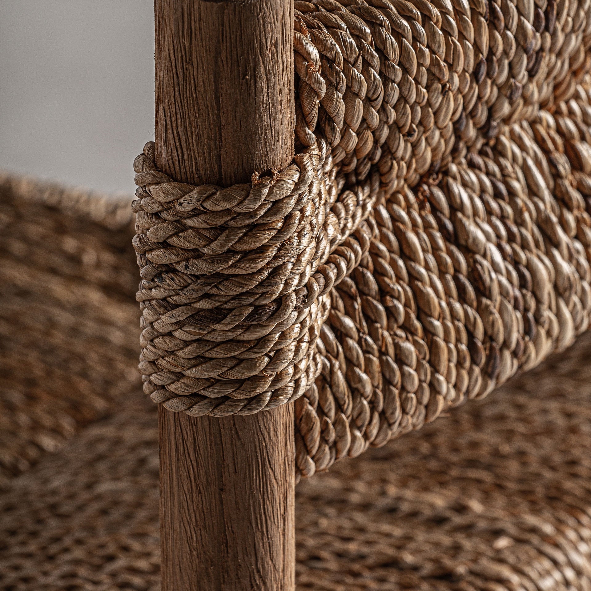 Barhocker VOGHERA aus Teakholz