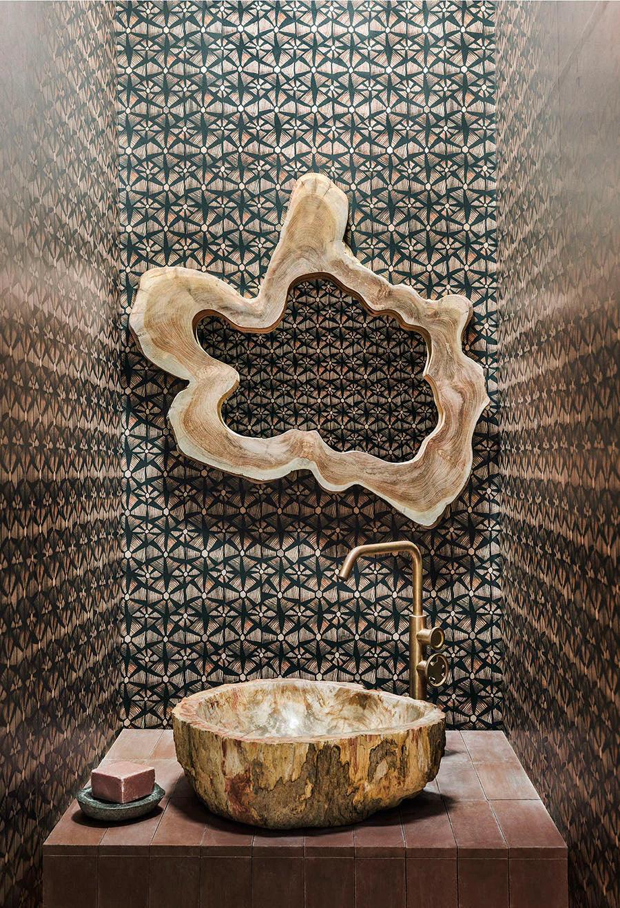 Tapete mit geometrischem Muster ARDMORE JABULA - Kalahari grün