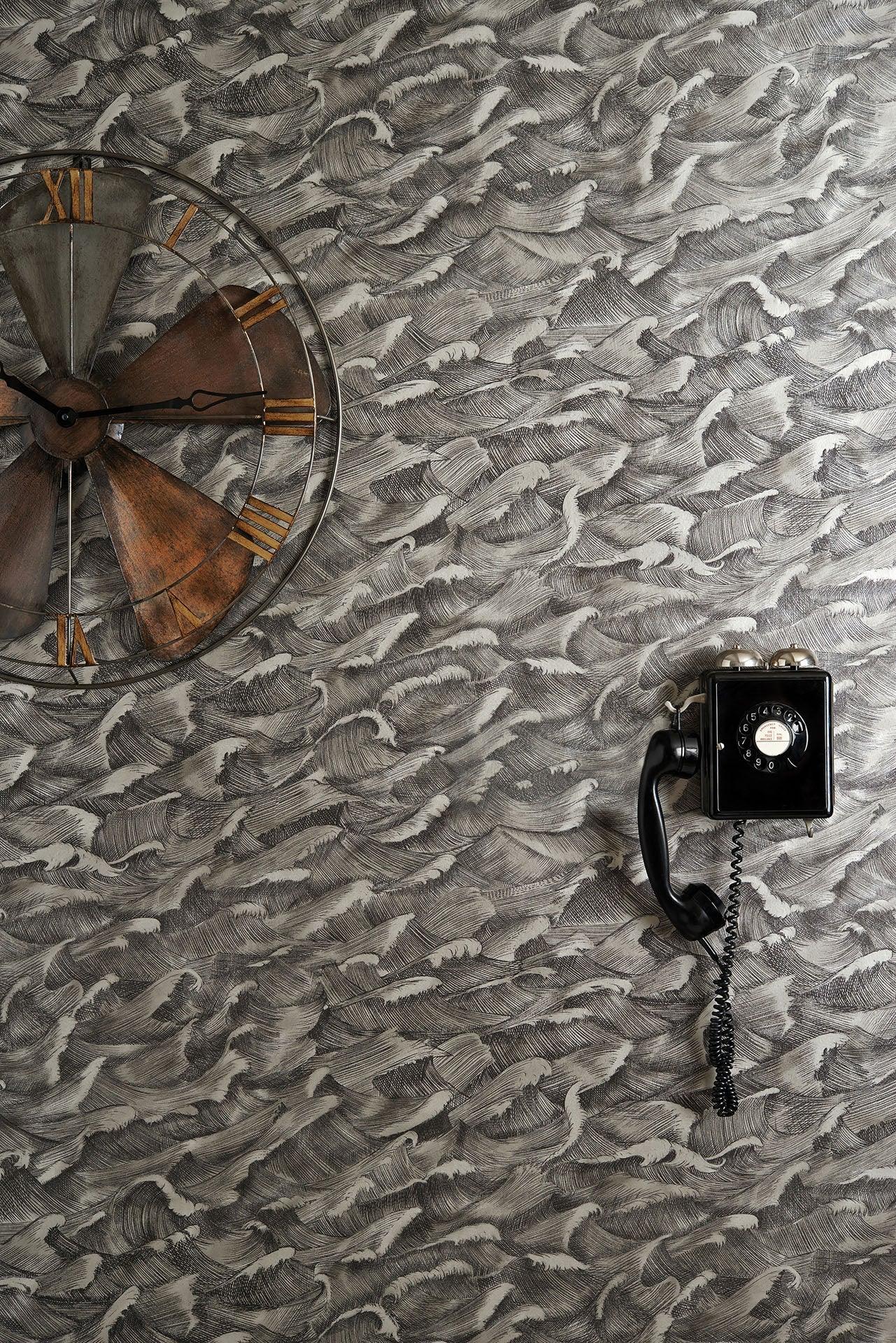 Tapete mit abstraktem Muster von Meereswellen WHIMSICAL - Columbus grau