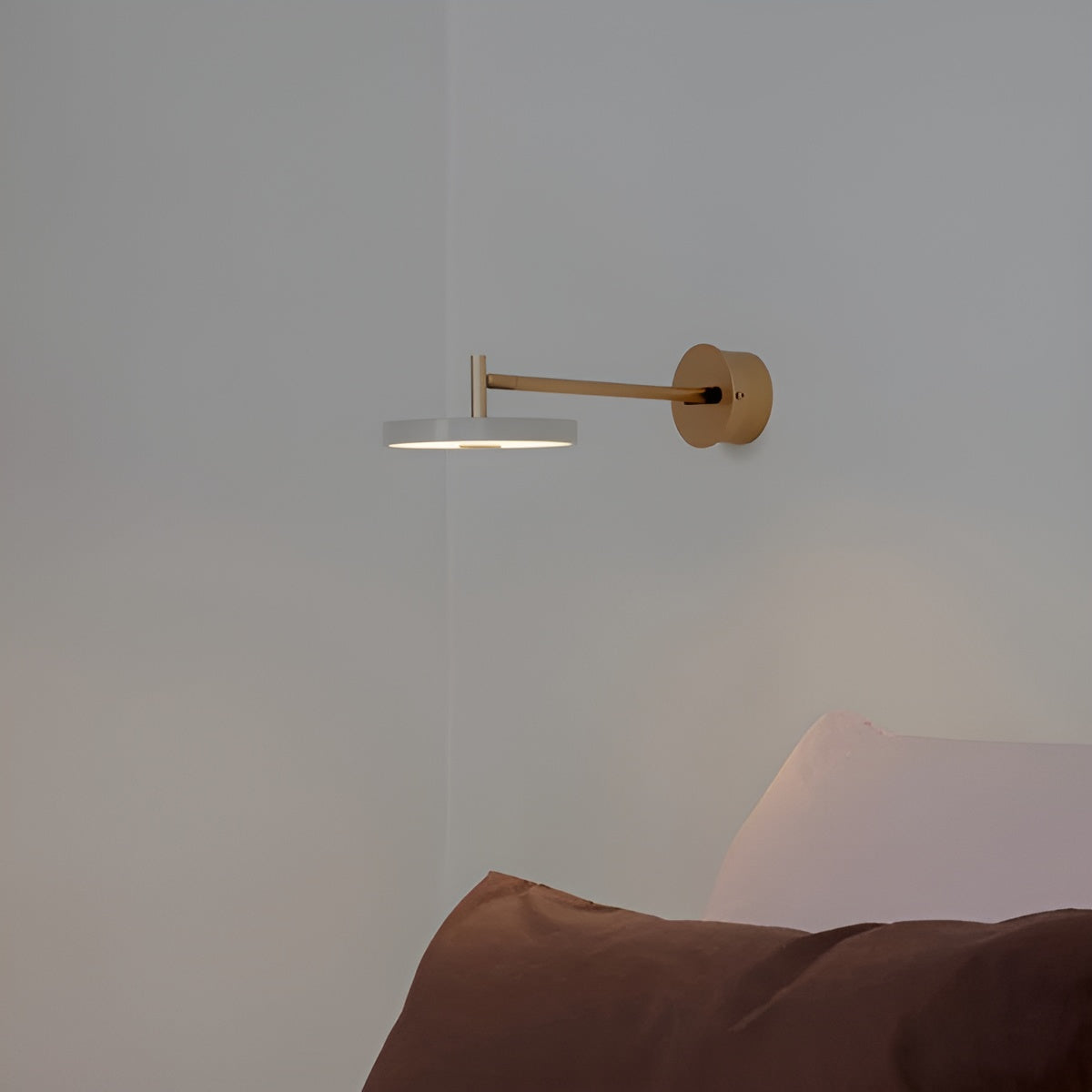 Asteria Wandlampe hellgrau