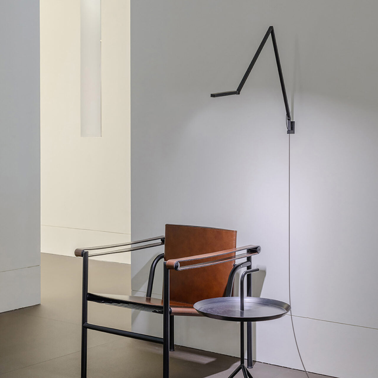 Untitled Linear black lamp