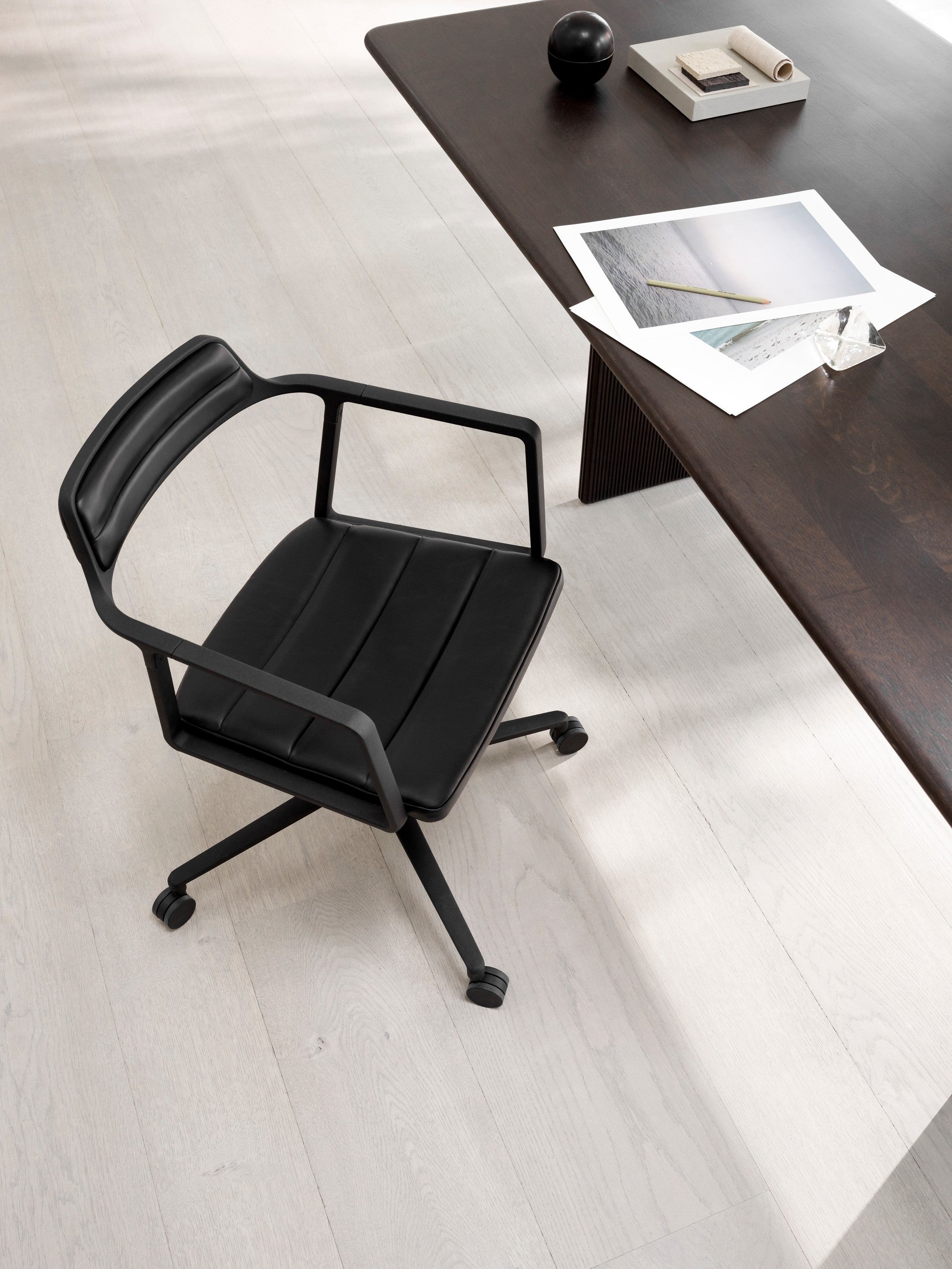Office chair 452 black leather with metal base