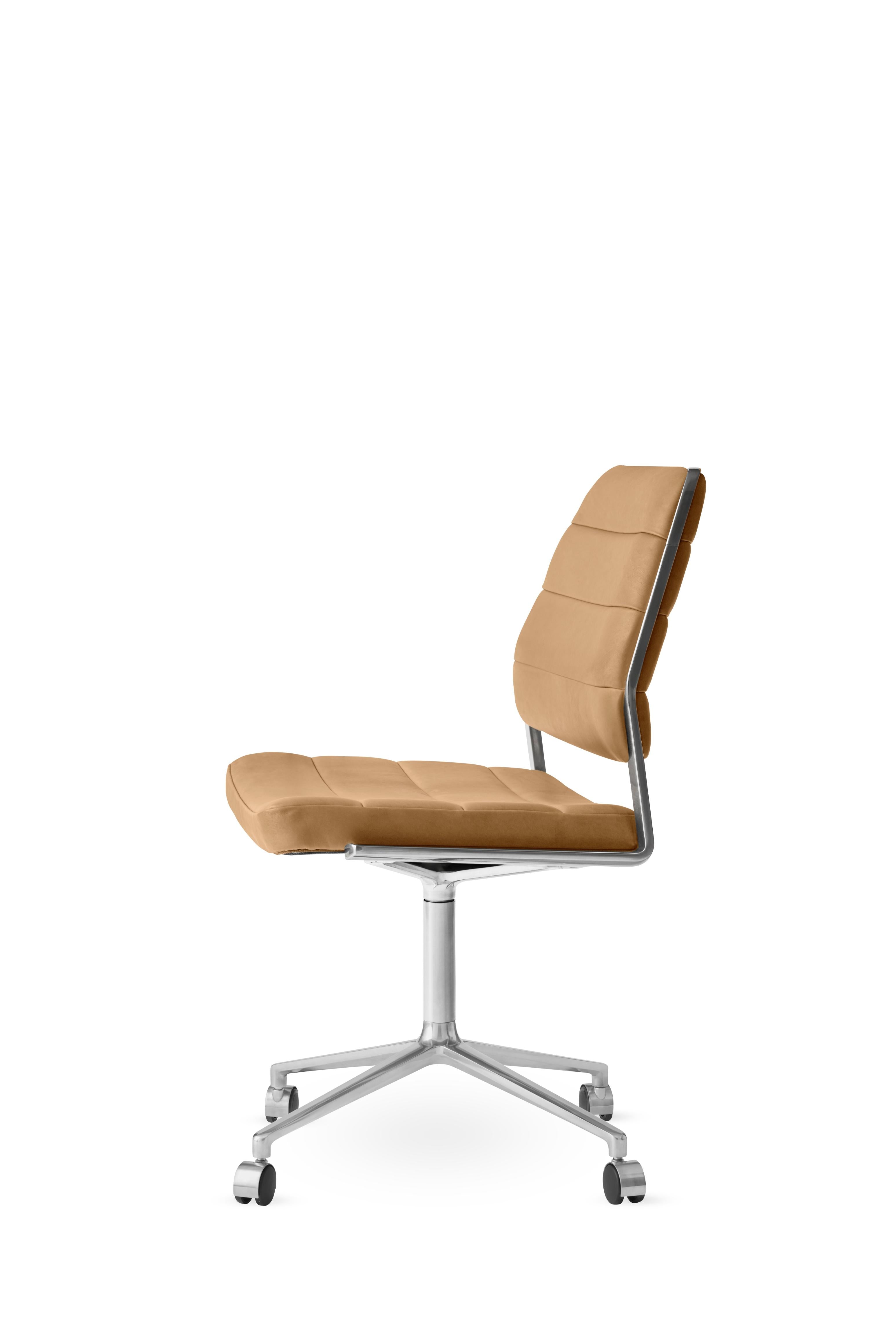 Bürostuhl 454 in Karamellleder mit Metallbasis