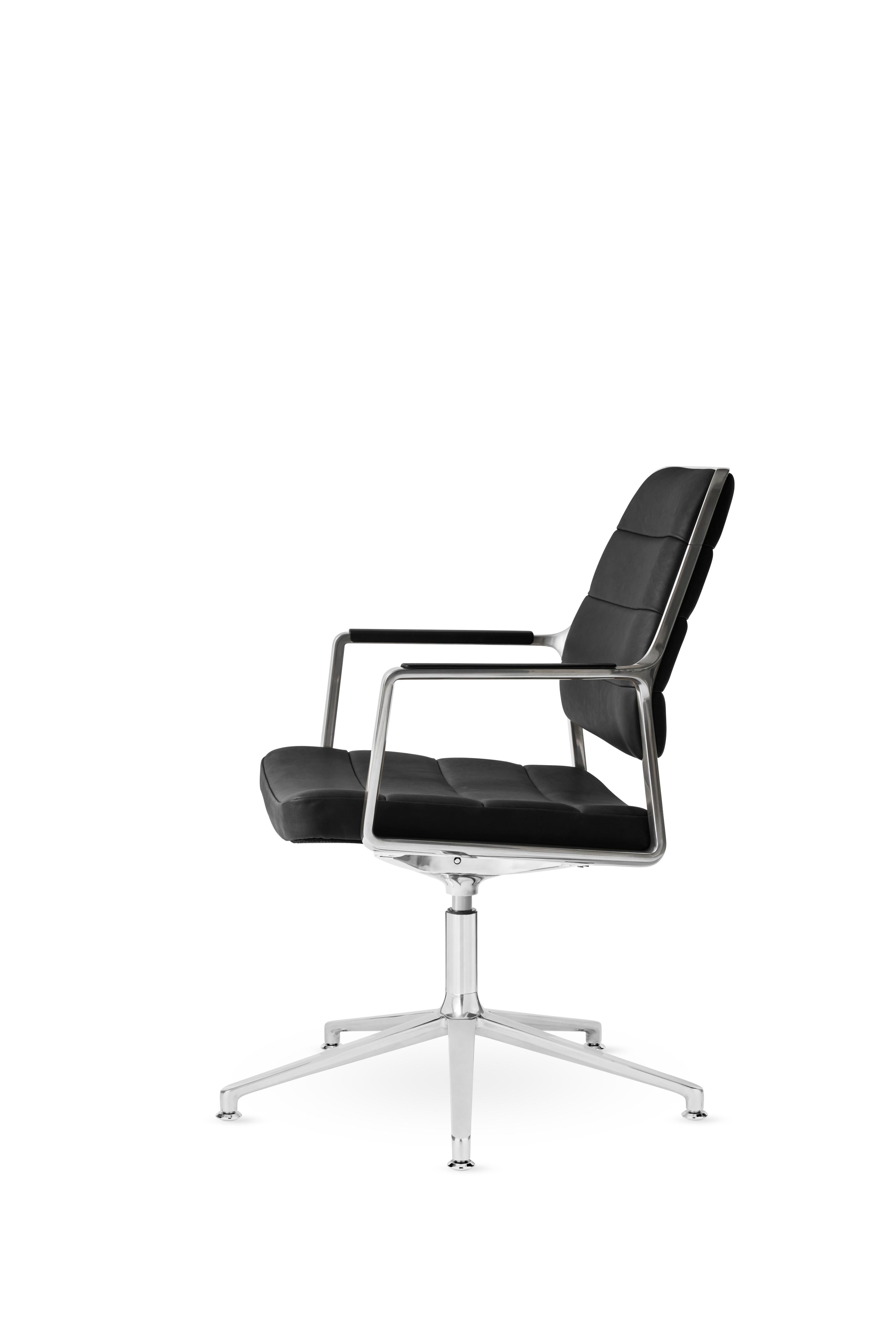 Bürostuhl 455+ mit schwarzem Leder und Metallbasis