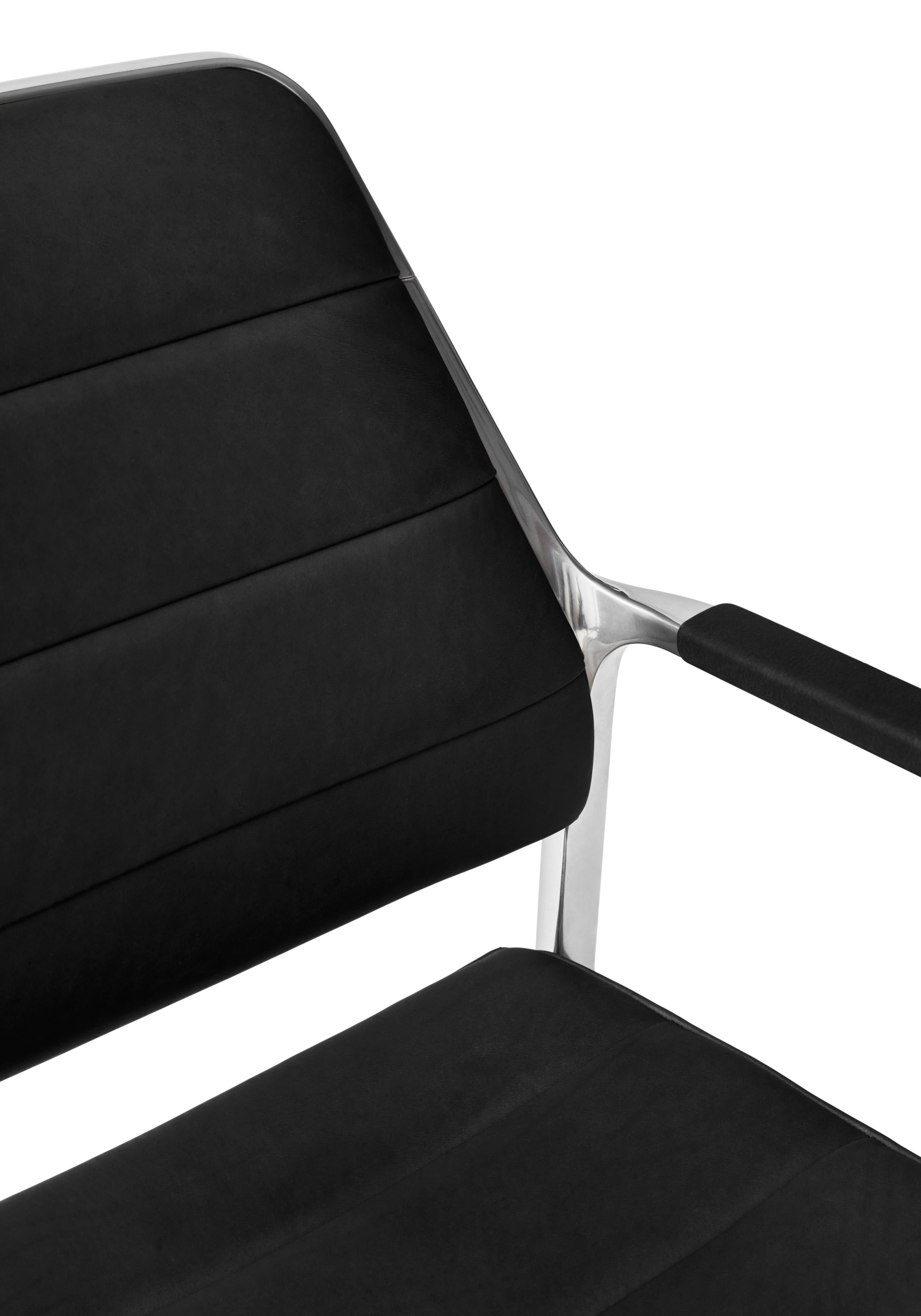Bürostuhl 455+ mit schwarzem Leder und Metallbasis