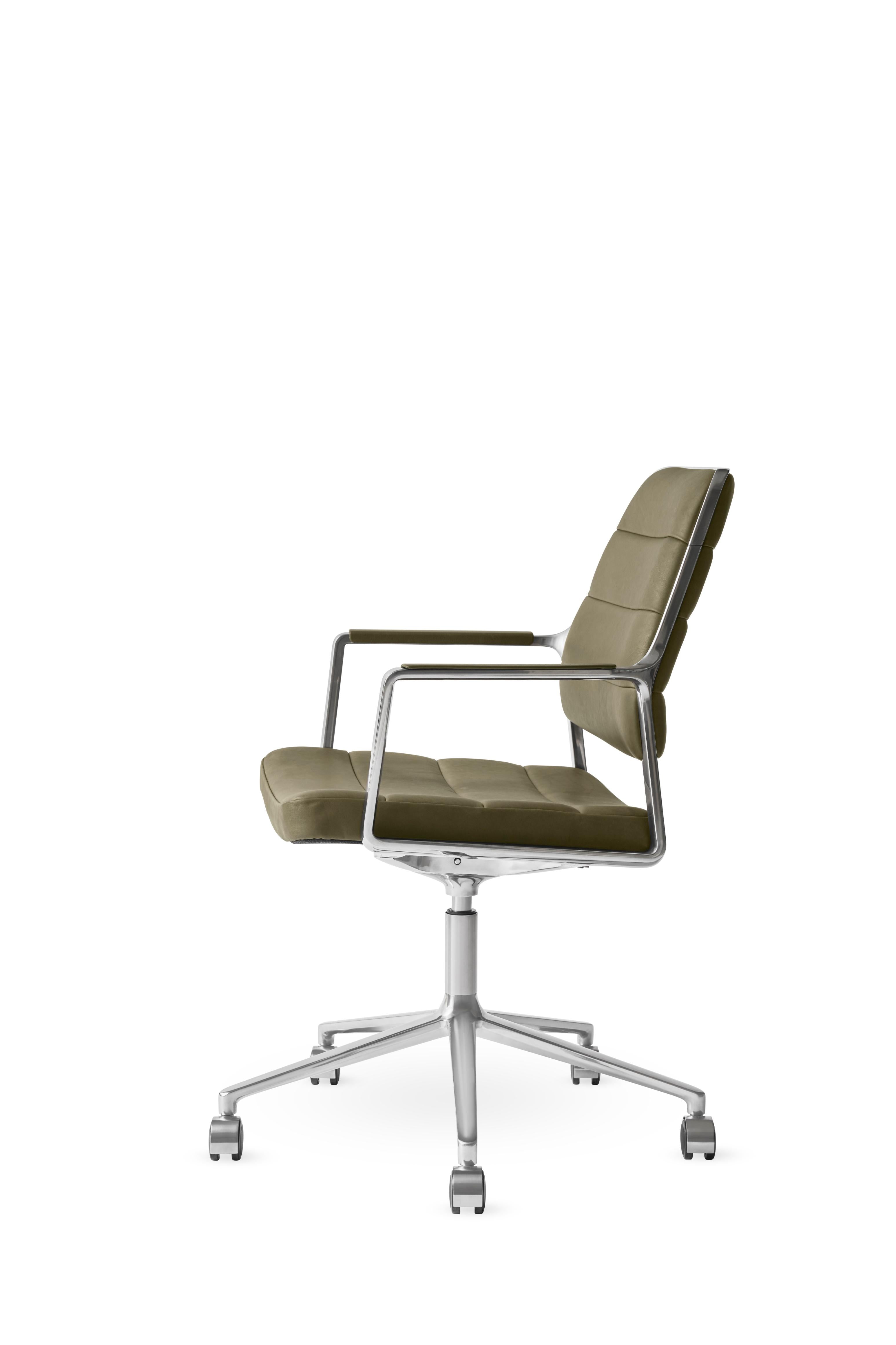 Bürostuhl 455+ mit grünem Leder und Metallbasis