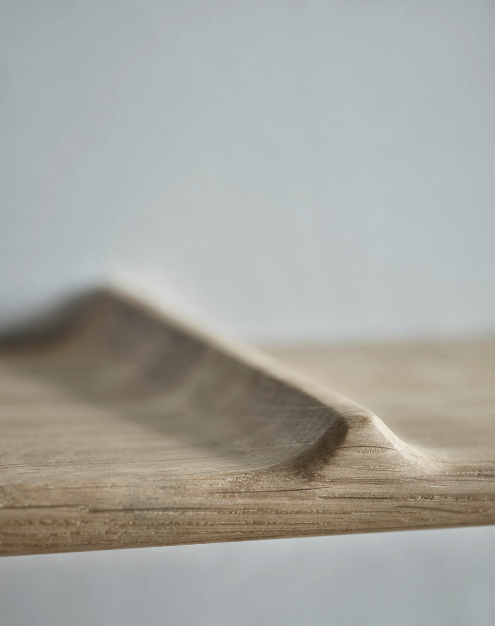 Wave shelf oak wood