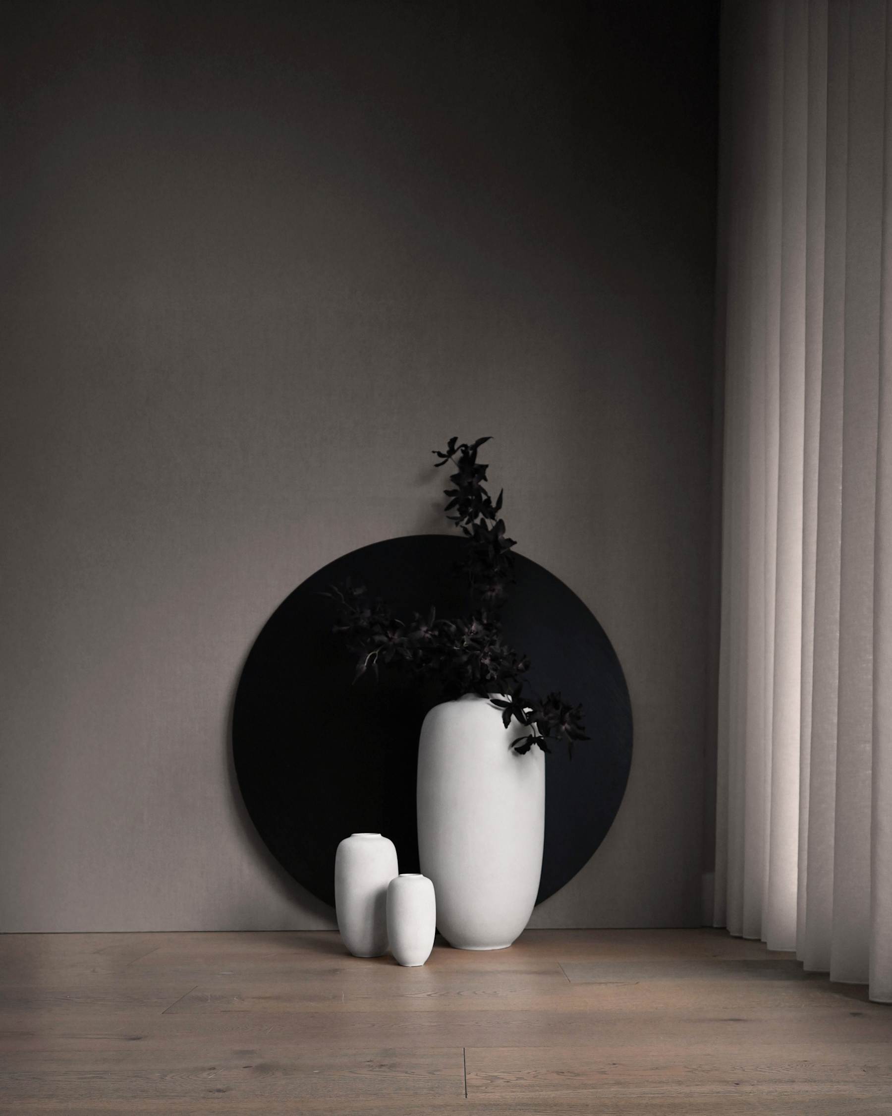 SUNAO SLIM vase white ceramic