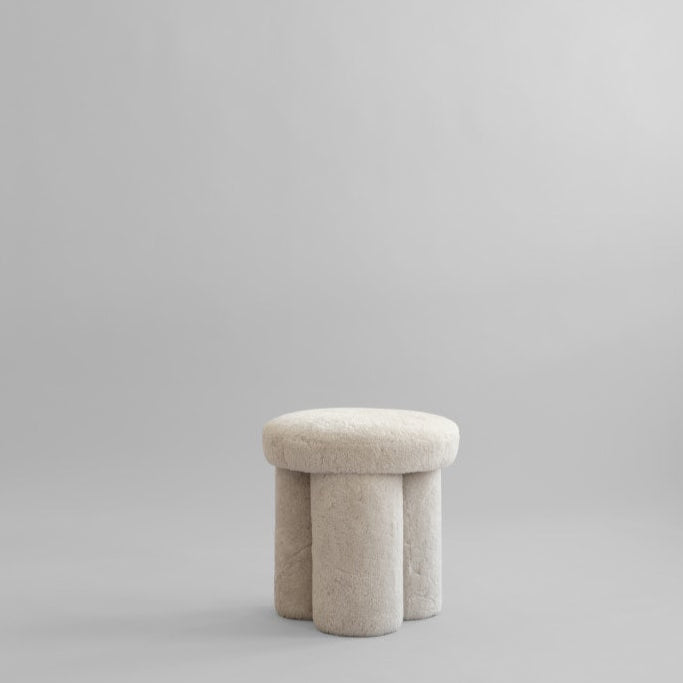 Big Foot Sheepskin Sands stool [Klaudia]