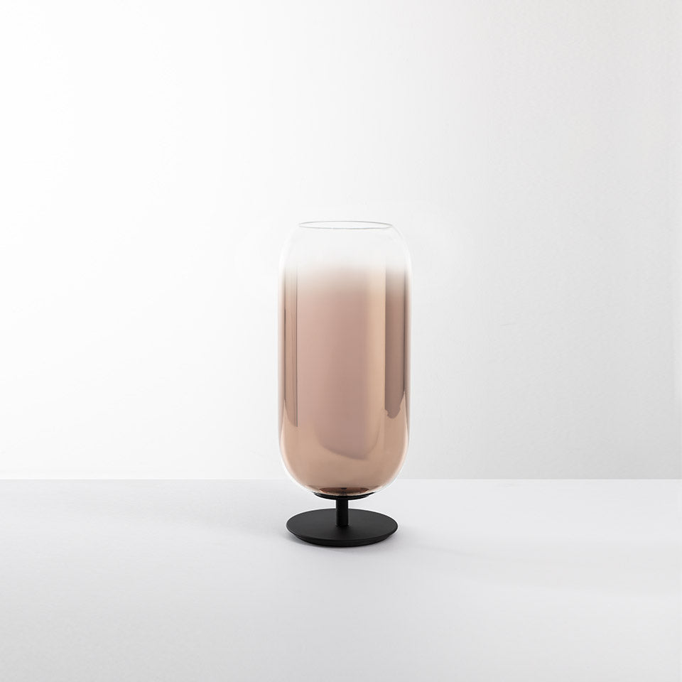 Tischlampe GOPLE kupfer mit schwarzem Fuß