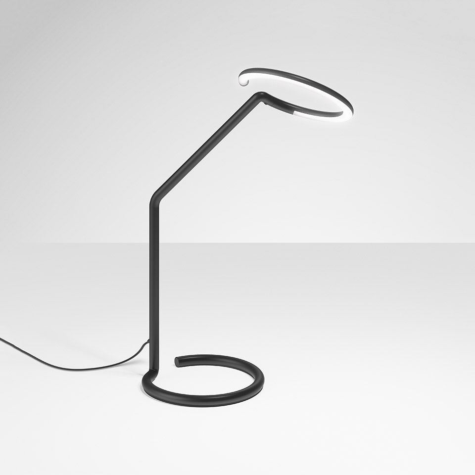 VINE LIGHT black table lamp
