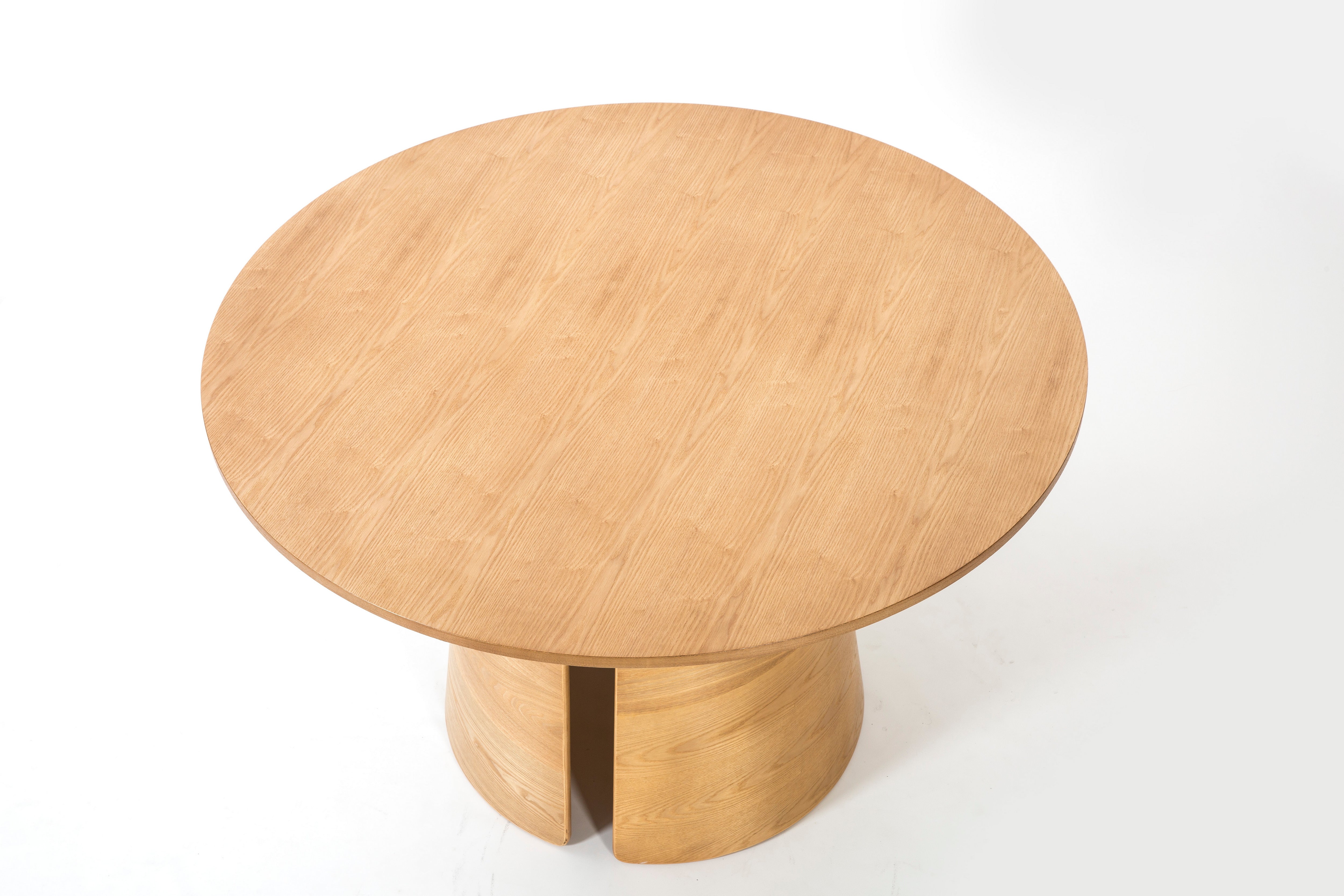 CEP wooden round table