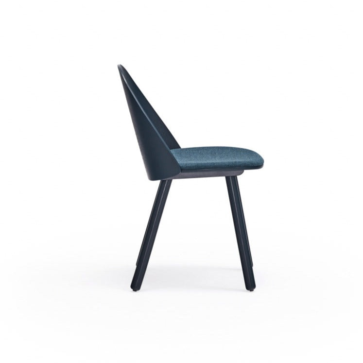 UMA chair blue