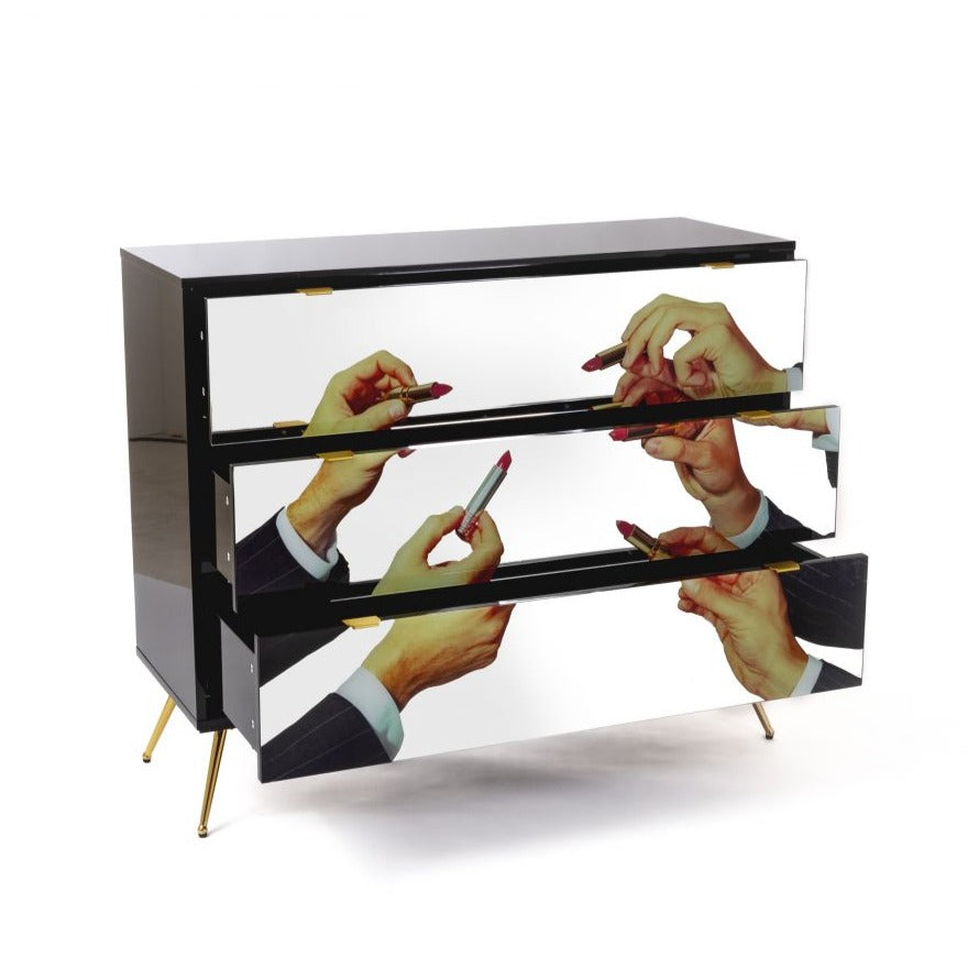 LIPSTICKS cabinet with 3 drawers