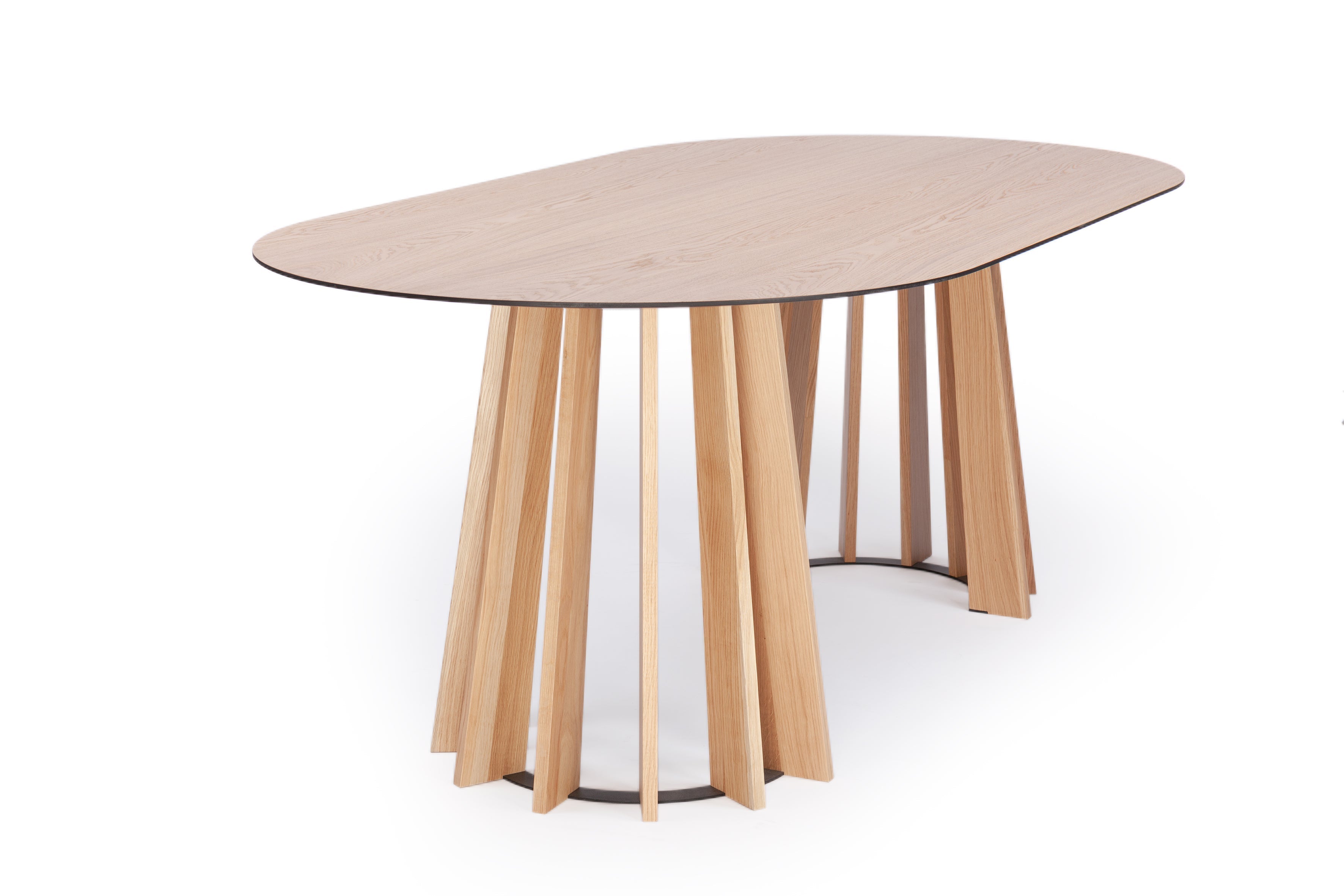 LUND OVAL table natural oak
