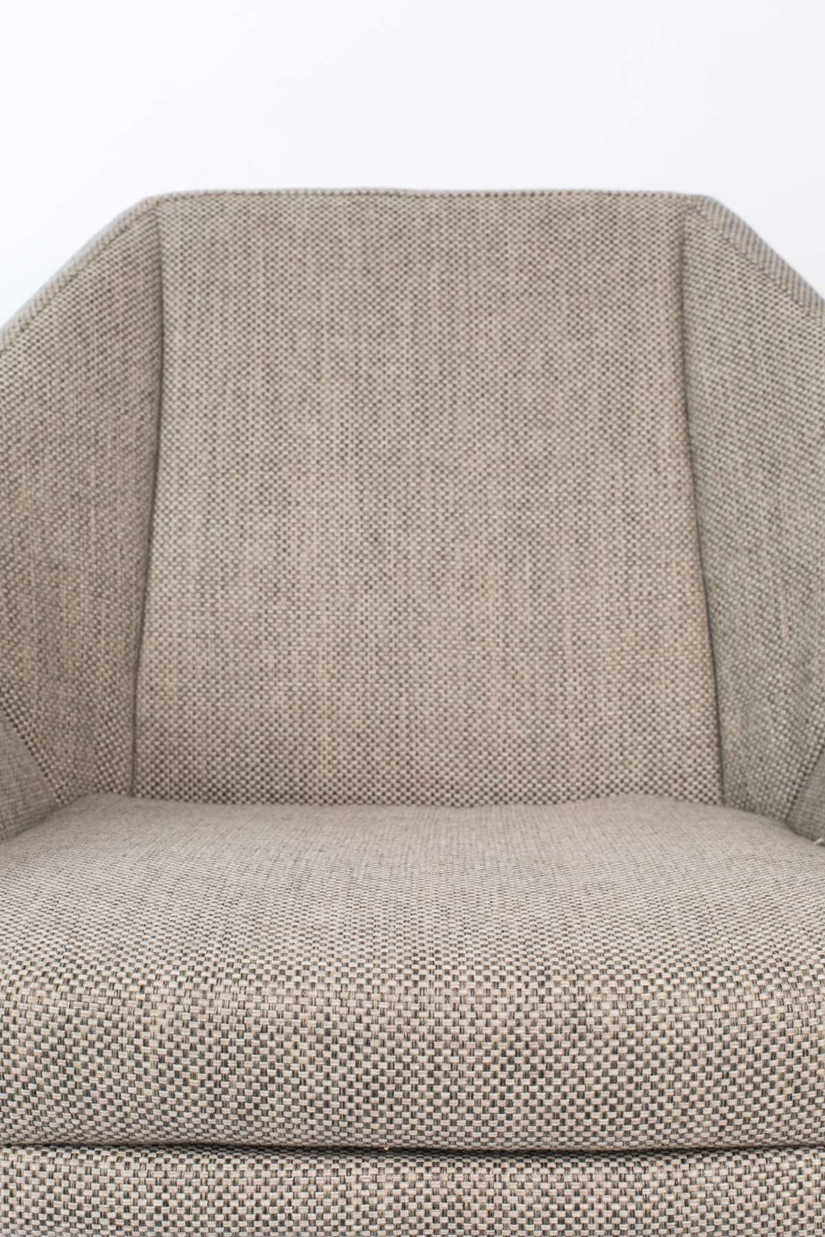UNCLE JESSE lounge chair grey, Zuiver, Eye on Design